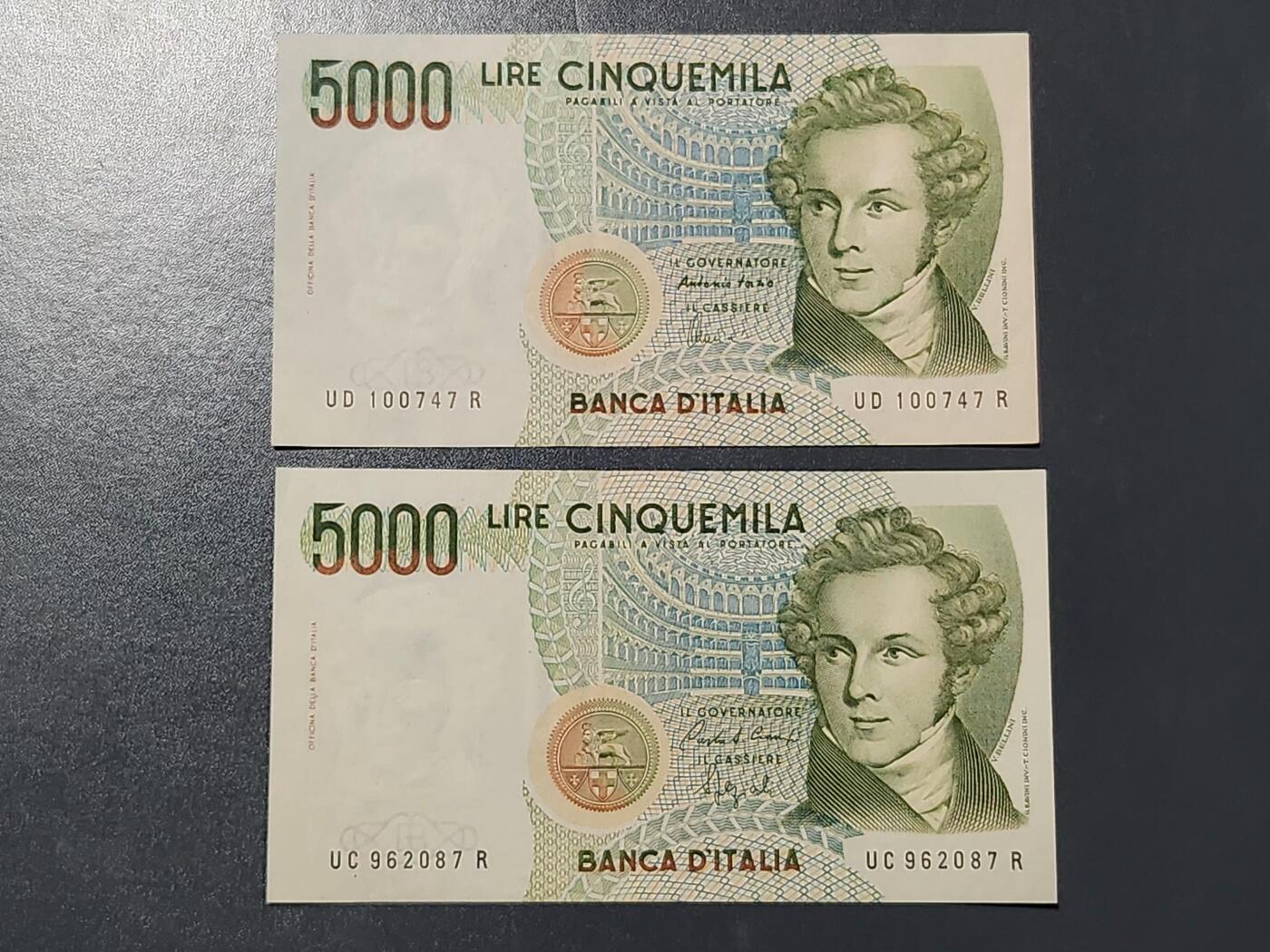 3月6号晚上8点 外国纸币自动截拍第35场 意大利5000极美品不同签名一对