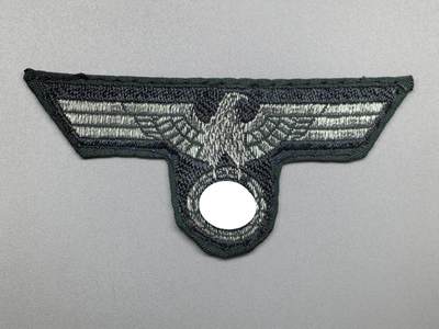 小驴勋章奖章收藏3月7日周六晚六点拍卖（珍爱和平，收藏战争，铭记历史，勿忘国耻，忠党爱国。有偿代拍，送拍规则在简介最后，参拍须阅读规则后再参拍，关系到运费包装发货时效真假辨别等关键信息，拍卖时不再发原图，看大图店主微信码在拍卖店铺介绍里） - 工艺品 陆军胸鹰徽章 非原品