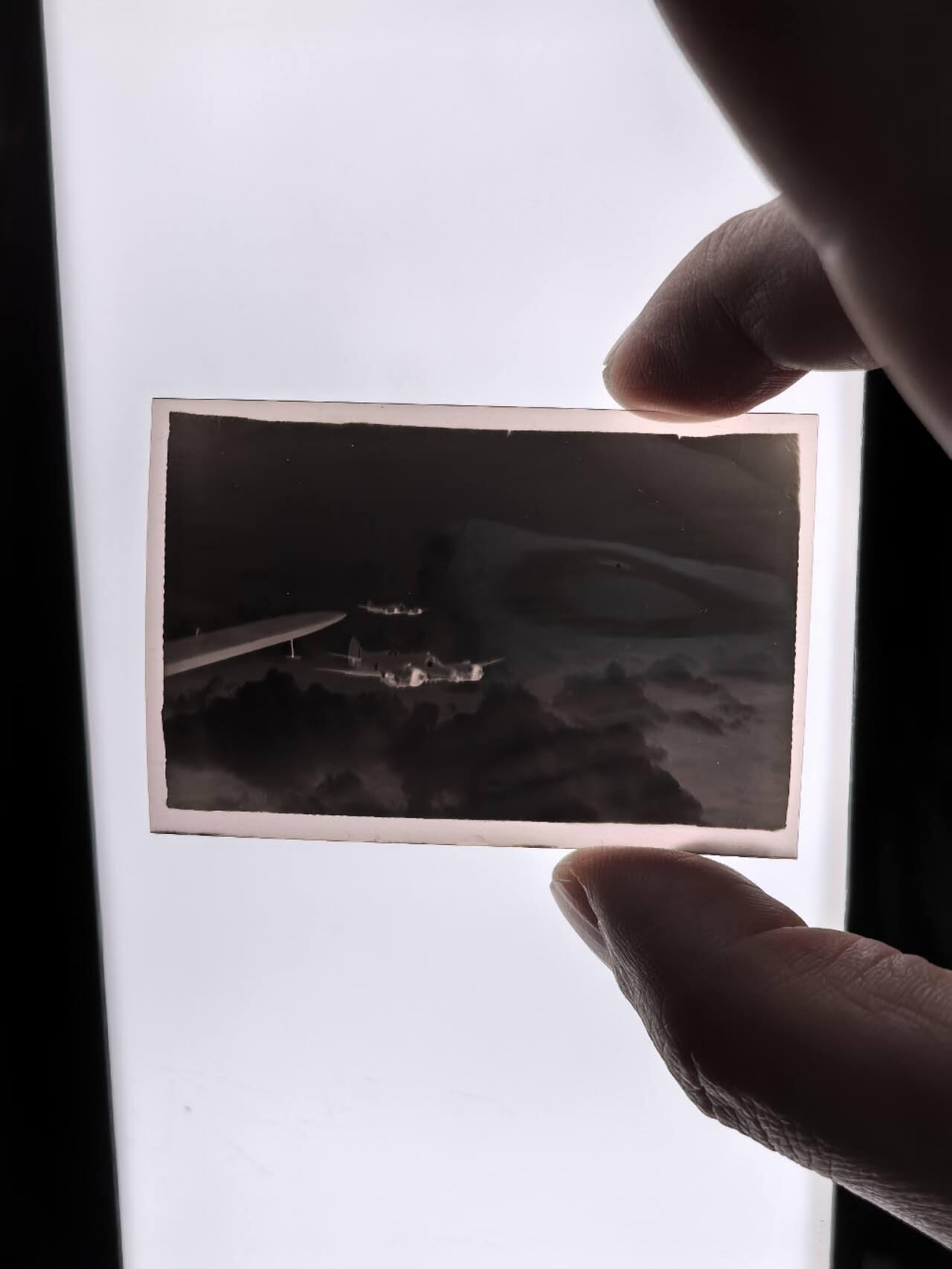 小驴勋章奖章收藏3月7日周六晚六点拍卖（珍爱和平，收藏战争，铭记历史，勿忘国耻，忠党爱国。有偿代拍，送拍规则在简介最后，参拍须阅读规则后再参拍，关系到运费包装发货时效真假辨别等关键信息，拍卖时不再发原图，看大图店主微信码在拍卖店铺介绍里）