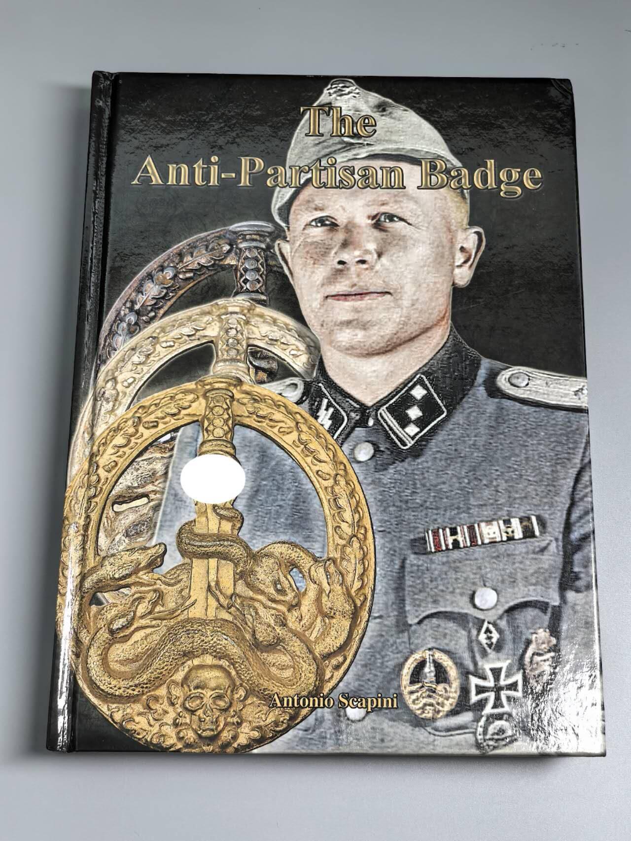 小驴勋章奖章收藏3月7日周六晚六点拍卖（珍爱和平，收藏战争，铭记历史，勿忘国耻，忠党爱国。有偿代拍，送拍规则在简介最后，参拍须阅读规则后再参拍，关系到运费包装发货时效真假辨别等关键信息，拍卖时不再发原图，看大图店主微信码在拍卖店铺介绍里） 世界最专业德章B&D出版社专业书籍《抗击游击奖章》