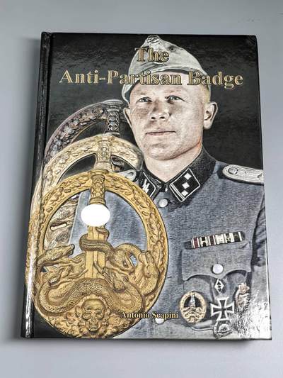 小驴勋章奖章收藏3月7日周六晚六点拍卖（珍爱和平，收藏战争，铭记历史，勿忘国耻，忠党爱国。有偿代拍，送拍规则在简介最后，参拍须阅读规则后再参拍，关系到运费包装发货时效真假辨别等关键信息，拍卖时不再发原图，看大图店主微信码在拍卖店铺介绍里） - 世界最专业德章B&D出版社专业书籍《抗击游击奖章》