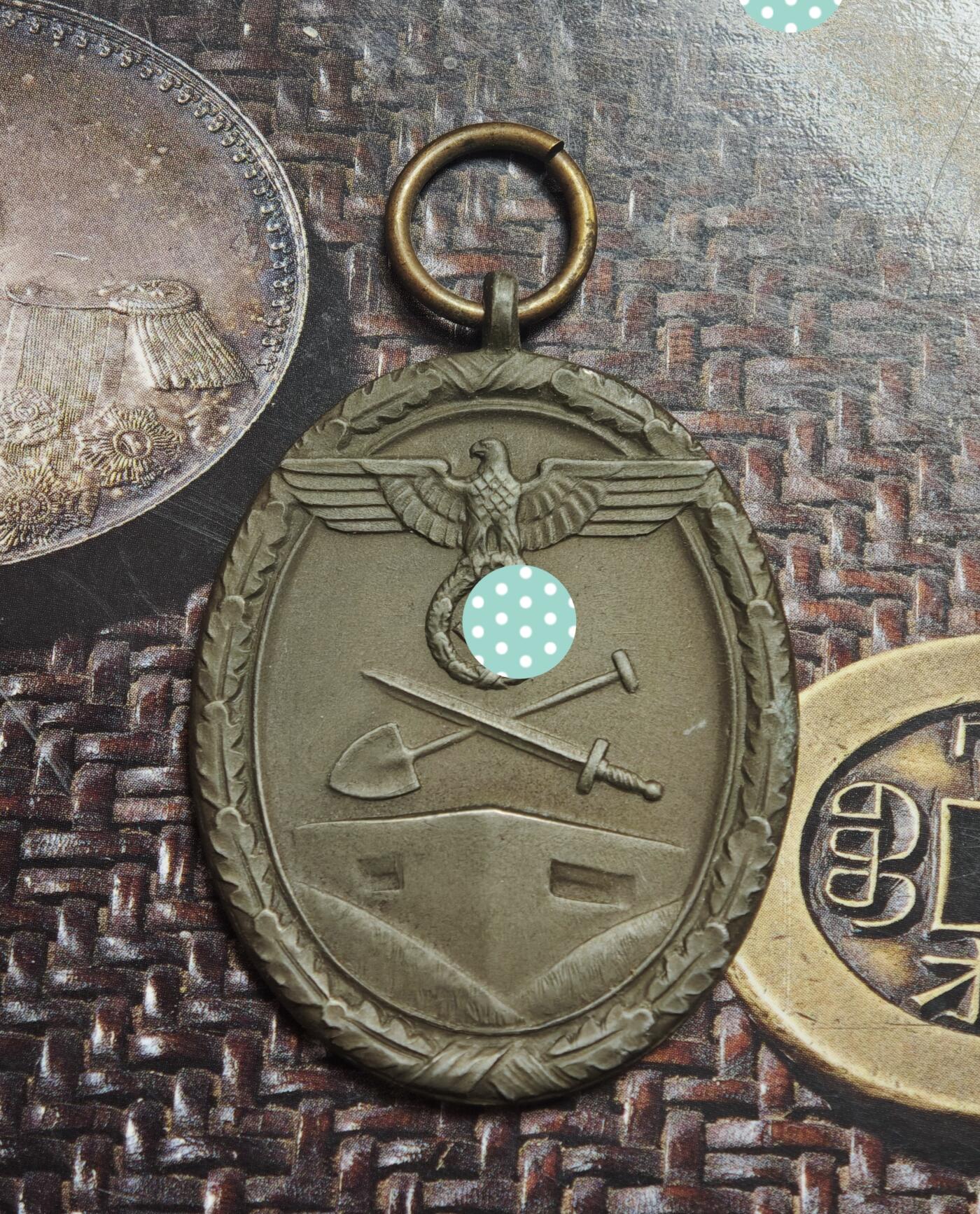 2026年3月捡漏拍 二战德国西线防御奖章