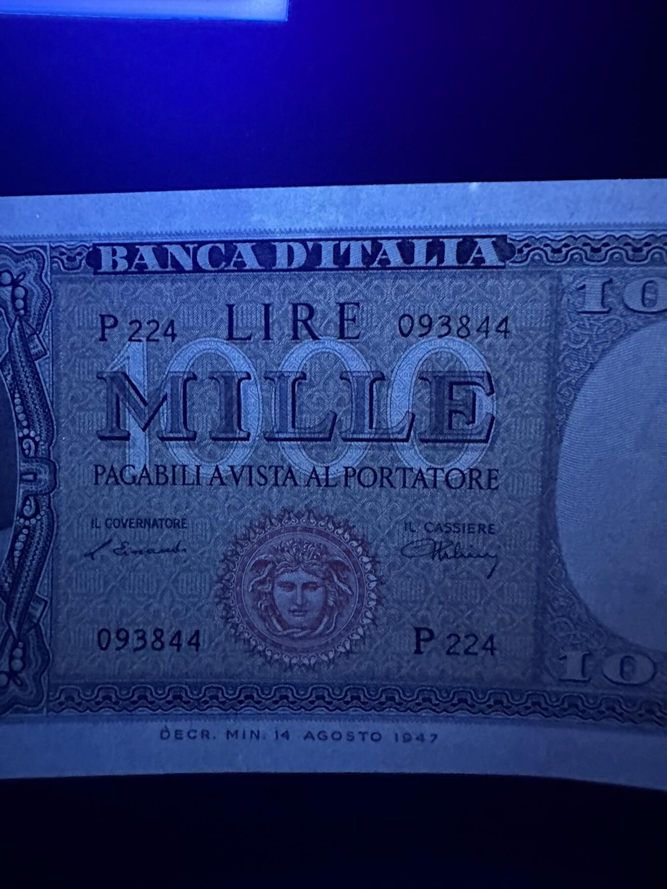 《外钞收藏家》第六百一十五期（畅拍场）（长期征集拍品、欢迎藏友们联系合作） 1947年意大利1000里拉 UNC-