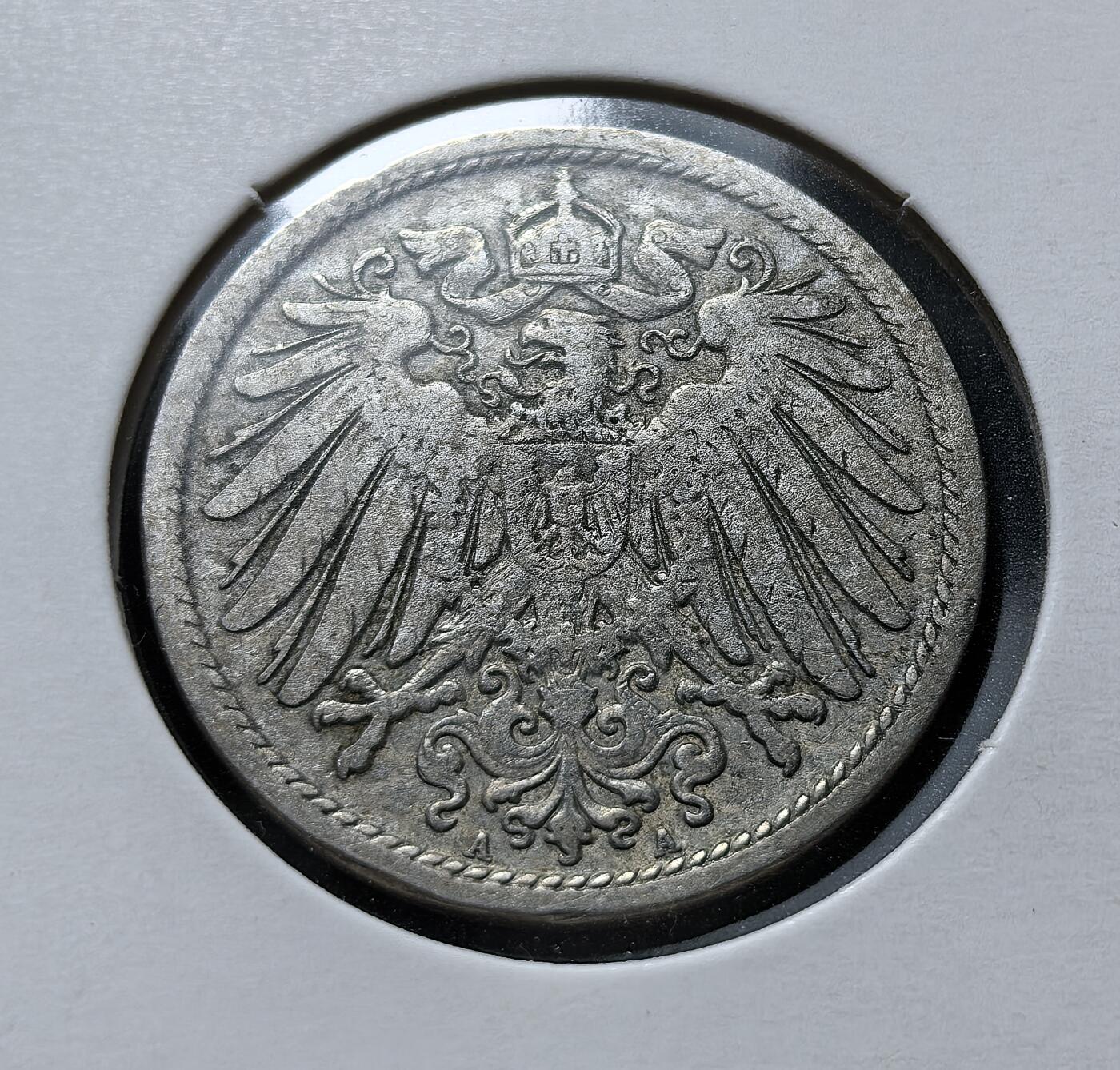 外国优质老铜币银币苏联纪念章，每周六晚九点倒数截拍，满百包邮可寄存，持续收拍 德意志帝国1898年10芬尼A版，属威廉二世时期流通辅币，由柏林铸币厂铸造。正面为面值与国名，背面是帝国鹰徽，见证了第二帝国工业化与殖民扩张阶段的货币体系