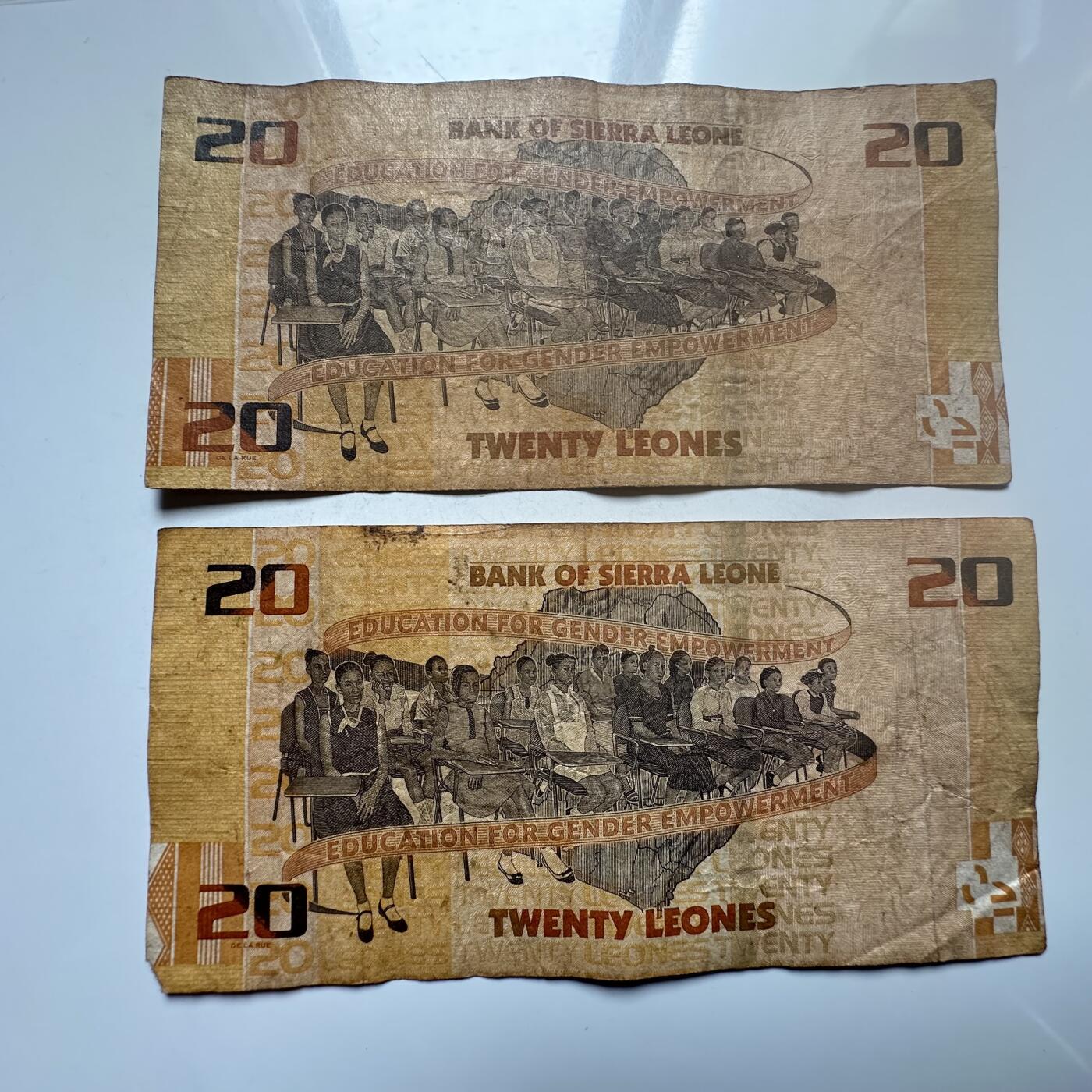 🌹外币初藏🌹🐯2026年第25场  每周二四六晚8️⃣点 接代拍 塞拉利昂2022年20利昂 2张--10