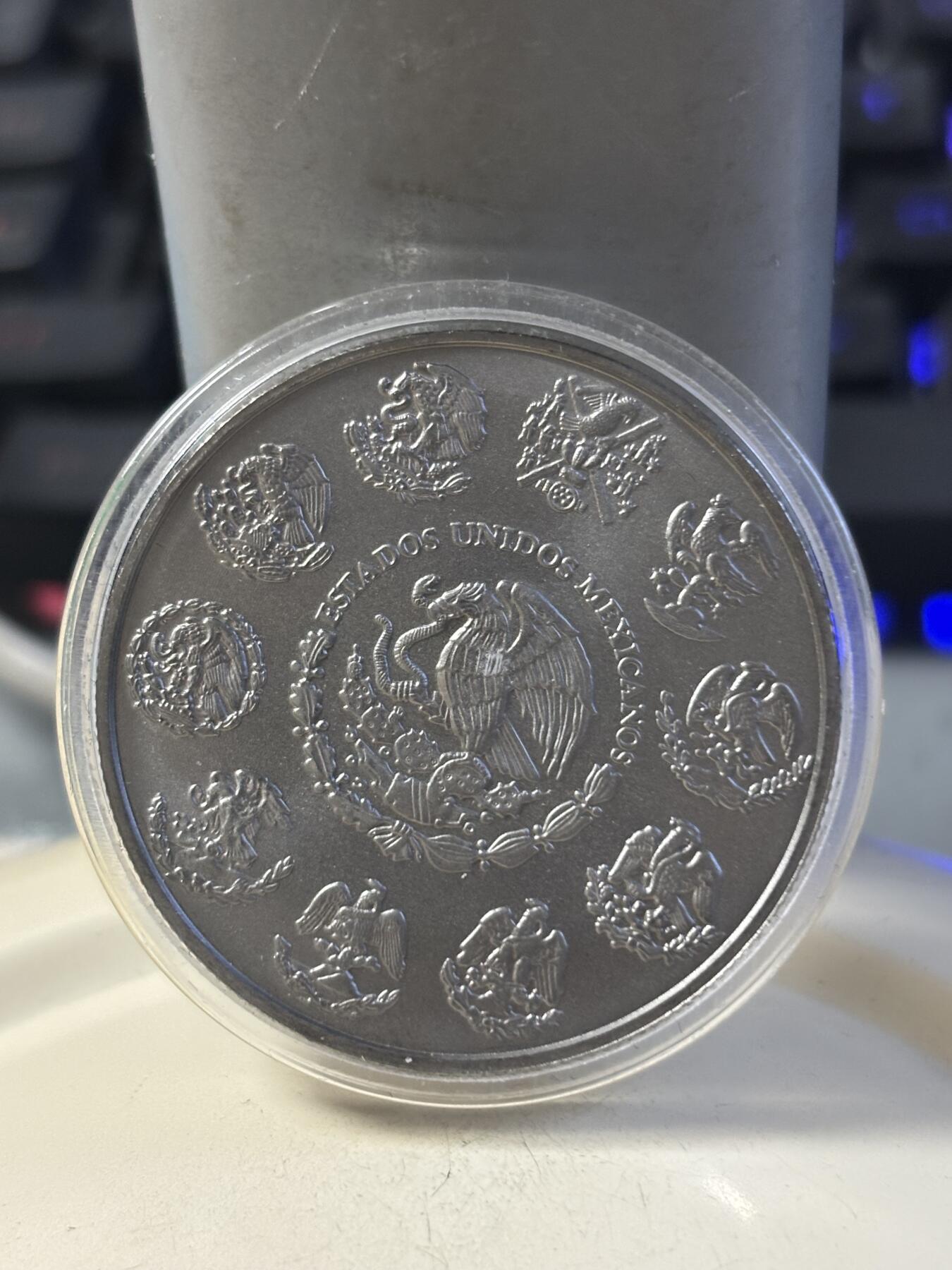 第192期拍卖 墨西哥2016年自由女神1盎司镀金钌化纪念银币，999银。