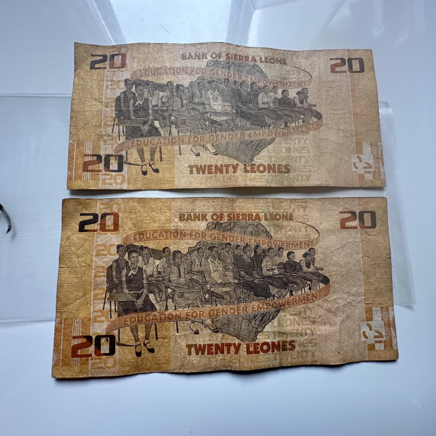 🌹外币初藏🌹🐯2026年第25场  每周二四六晚8️⃣点 接代拍 塞拉利昂2022年20利昂 2张--5