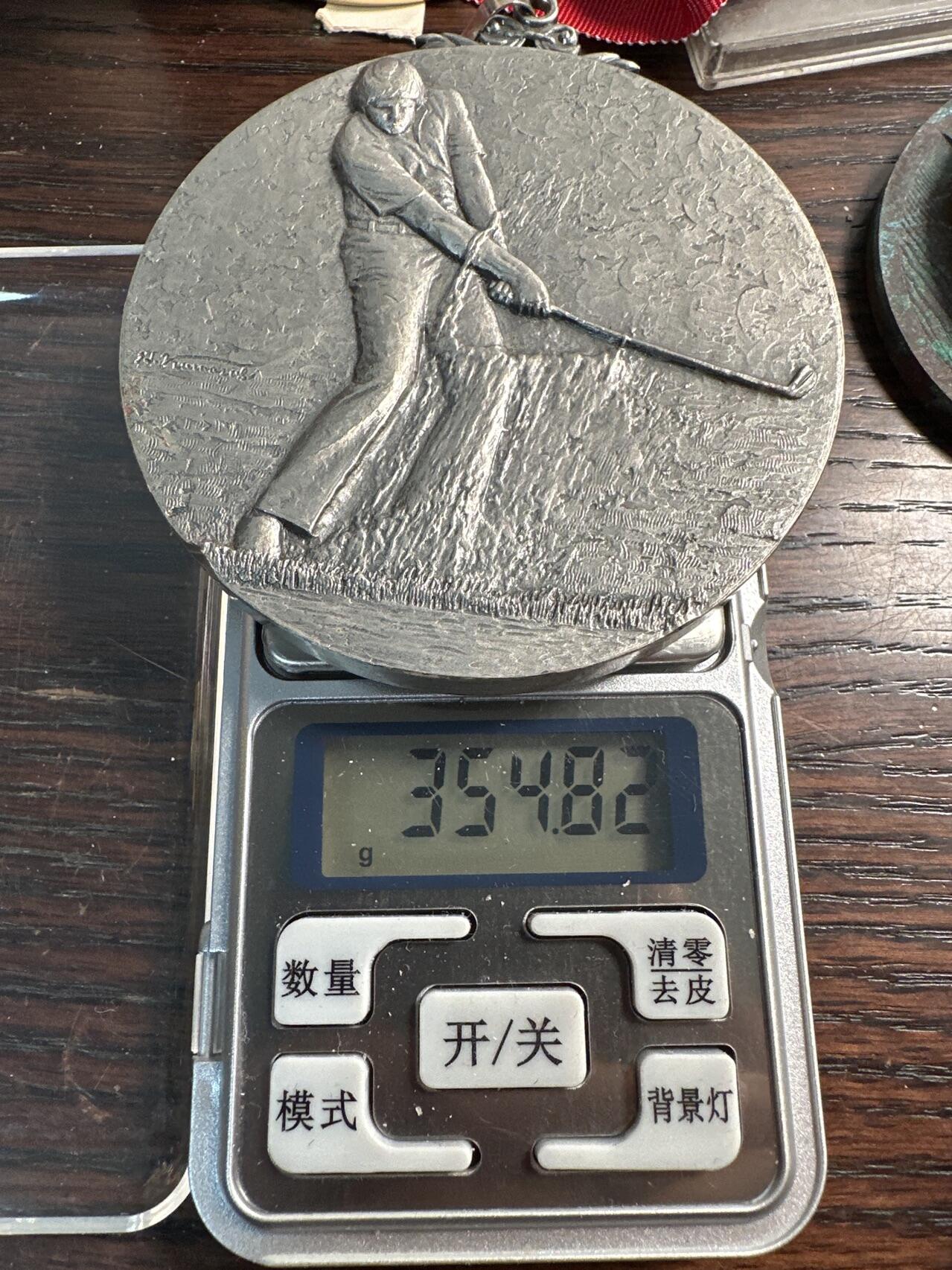 蒂克钱币-第59场 日本企业章 徽章拍卖 日本 高尔夫比赛 厚重纪念章80mm 354g