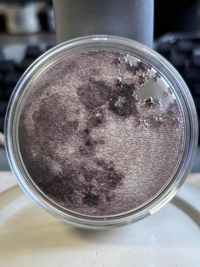 第193期拍卖 - 乍得2023年我们的邻居月球拼图银和铜双金属纪念币，金属:铜+999银，重量:4.5盎司铜+1盎司银，直径:60毫米，发行：688枚