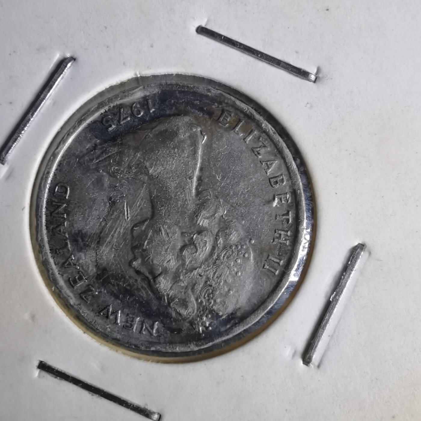 沼泽如烟--第1014场 新西兰1975年五分