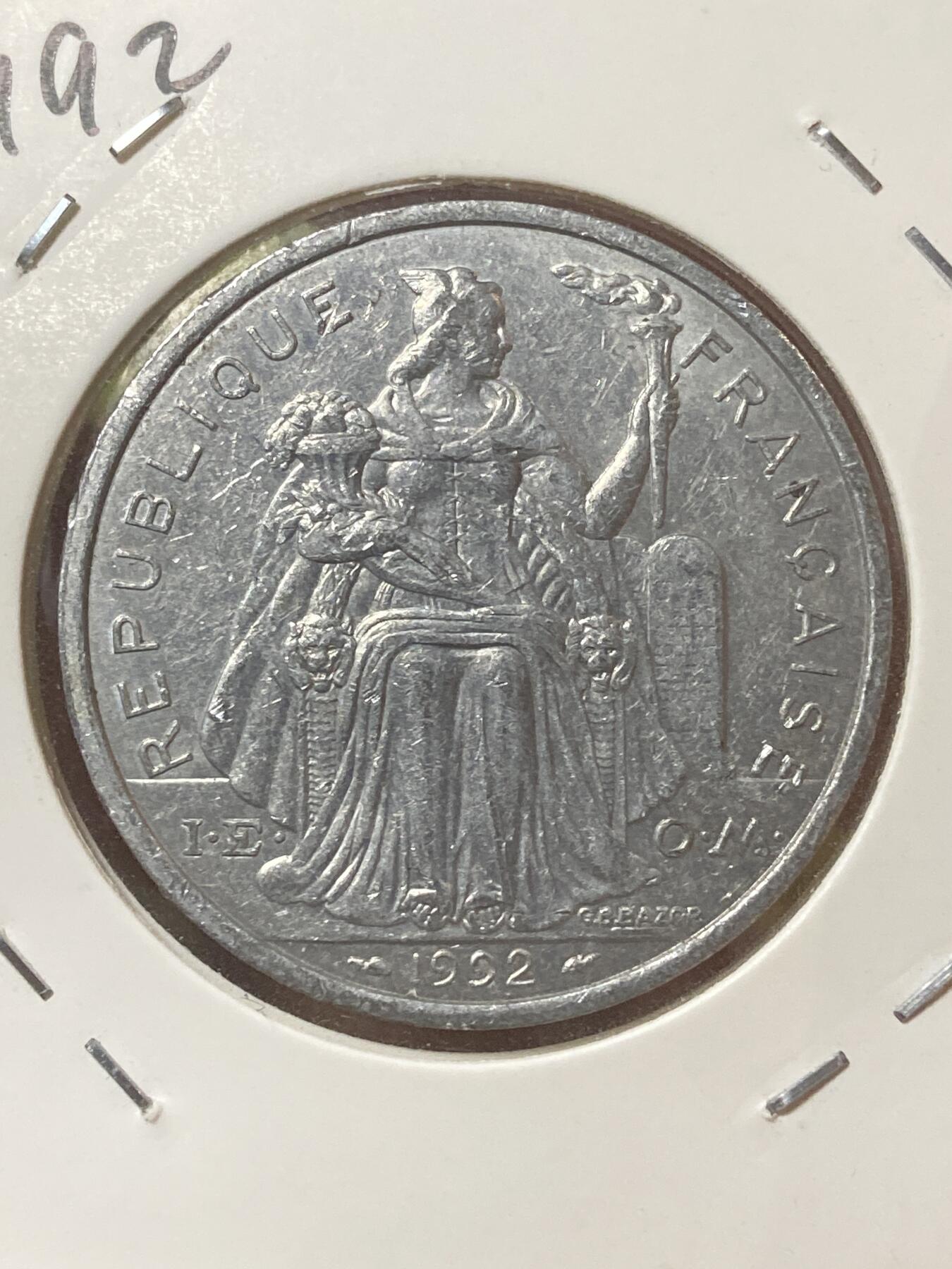 2026年第三十四场(总第二百零三场）外国精品纸夹币场(免佣金) 法属波利尼西亚🇵🇫1992年5法郎(第二套流通硬币，Dolphin –海豚标)