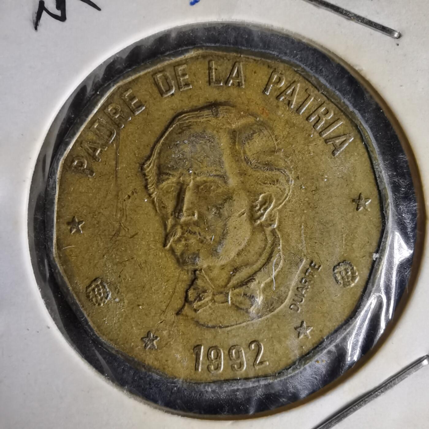 沼泽如烟--第1014场 多米尼加1992年1比索