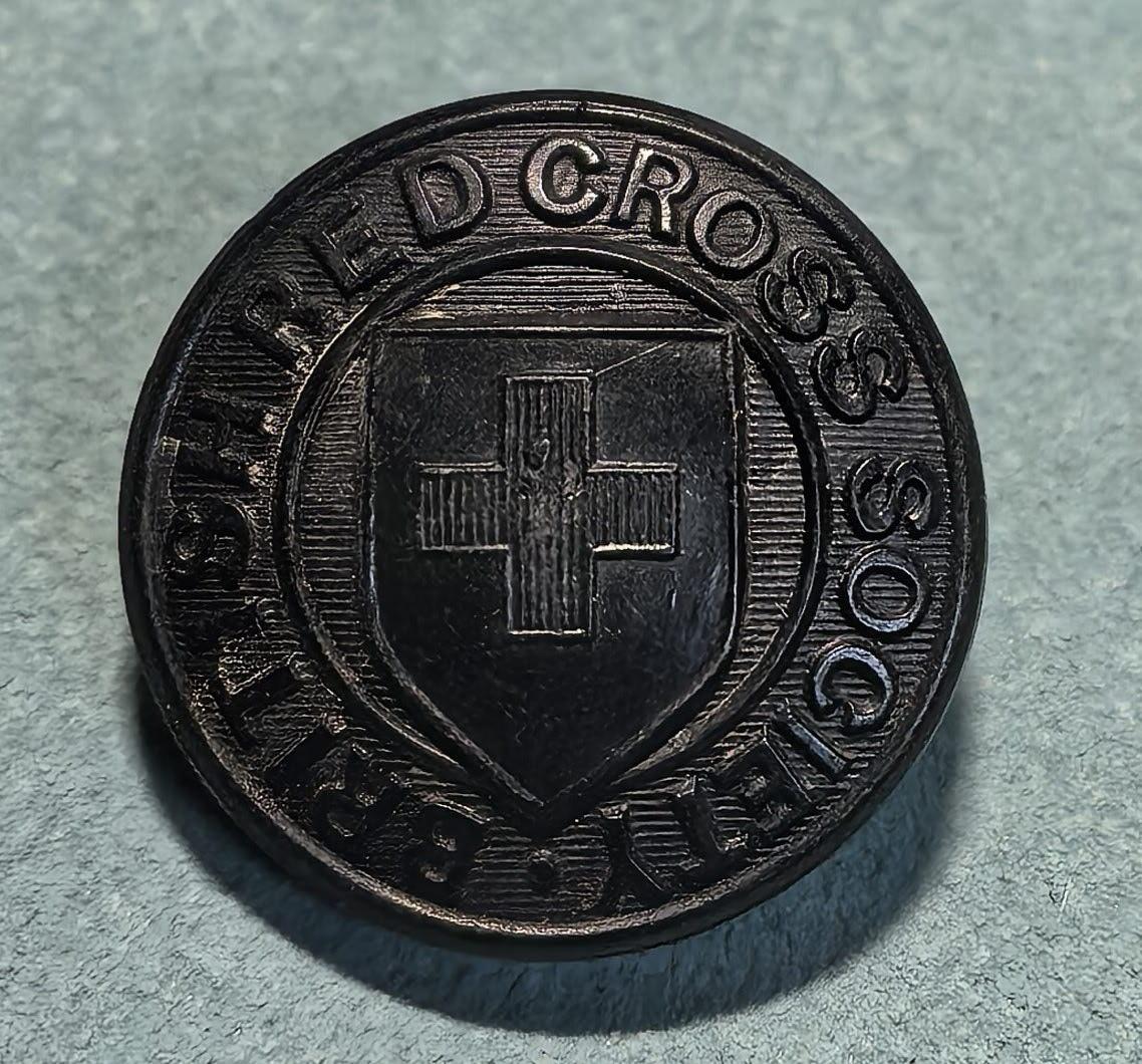 盛世勋华——号角文化勋章邮票专场拍卖第308期 英国红十字会制服纽扣