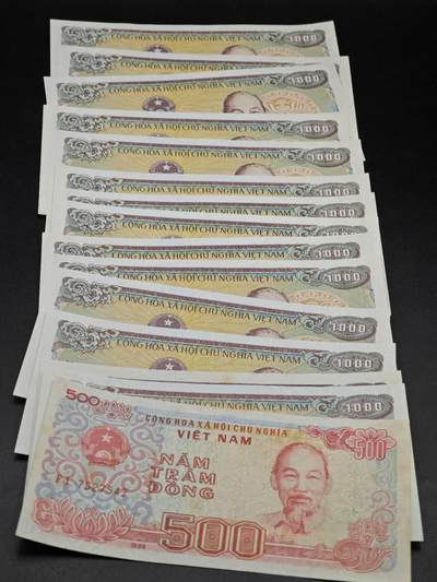 【淘币小摊】实时拍第八百七十七拍   散币场    每周一统一发货 - 越南500-1000盾纸币16张