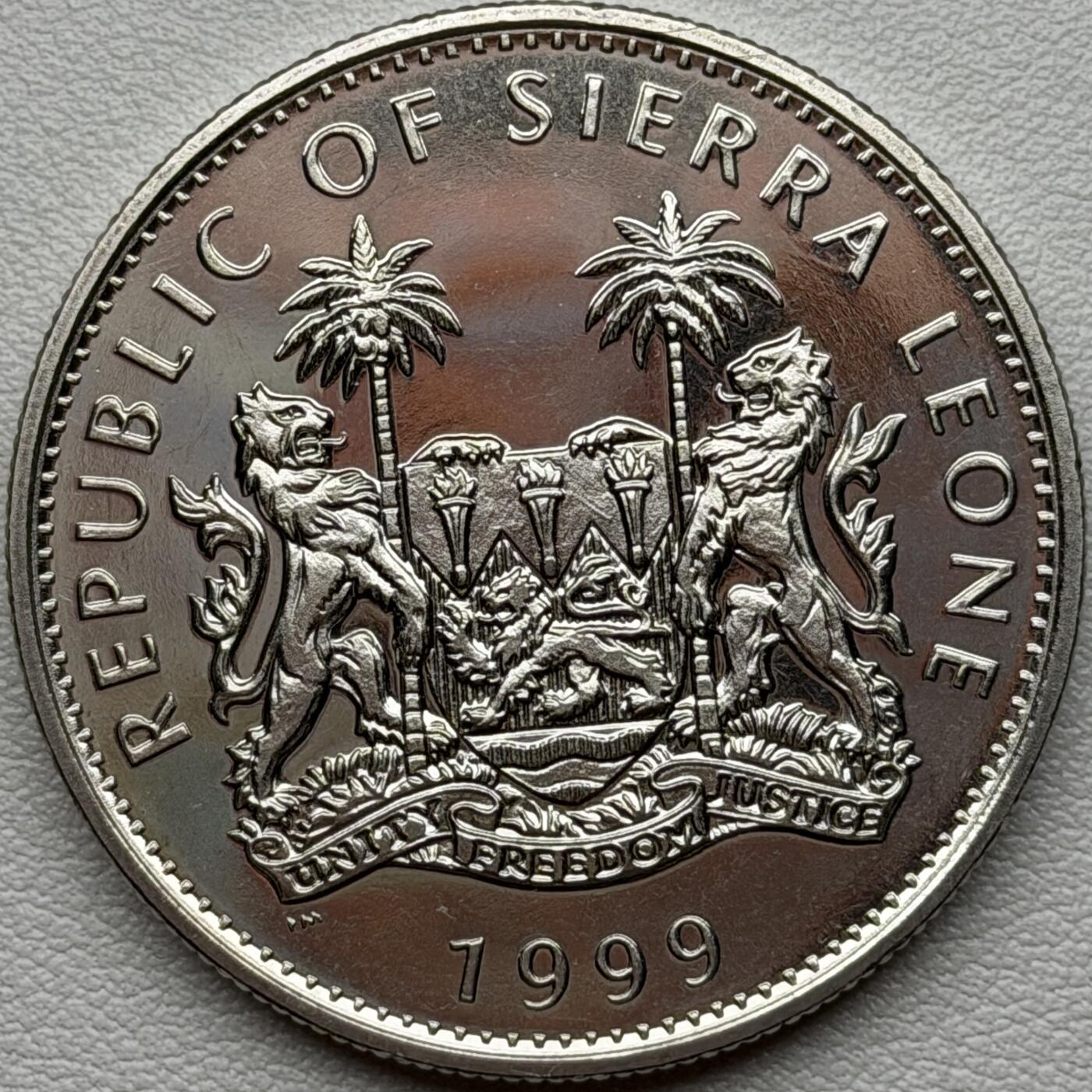 ＜星葵🌻钱币社＞硬币场·第71期·3月10日发货 塞拉利昂1999年中国·明朝天坛1元克朗型纪念币