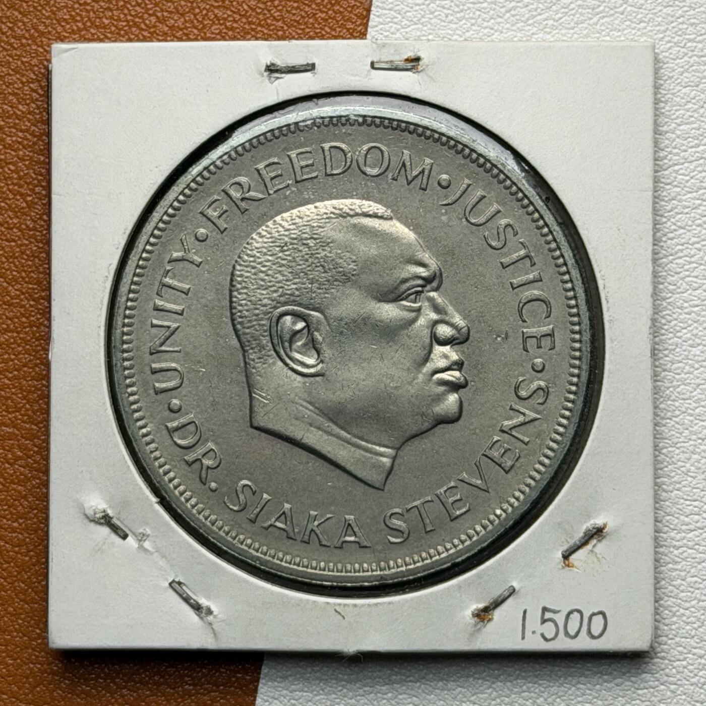 ＜星葵🌻钱币社＞硬币场·第71期·3月10日发货 塞拉利昂1974年银行成立10周年1利昂克朗型纪念币