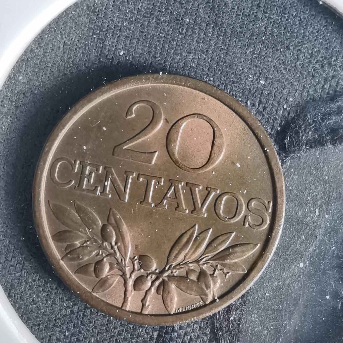 沼泽如烟--第1015场 葡萄牙1971年20分