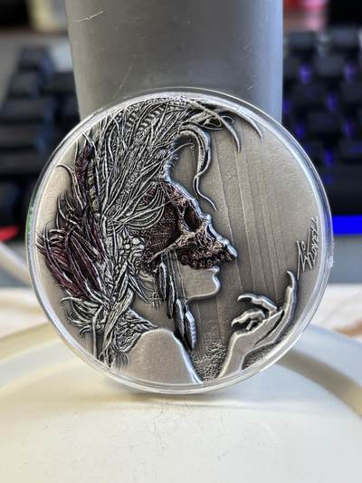 第193期拍卖 - 纽埃2019年黑暗女神系列2EVANESCA50克纪念彩银币，999银，50克，发行500枚