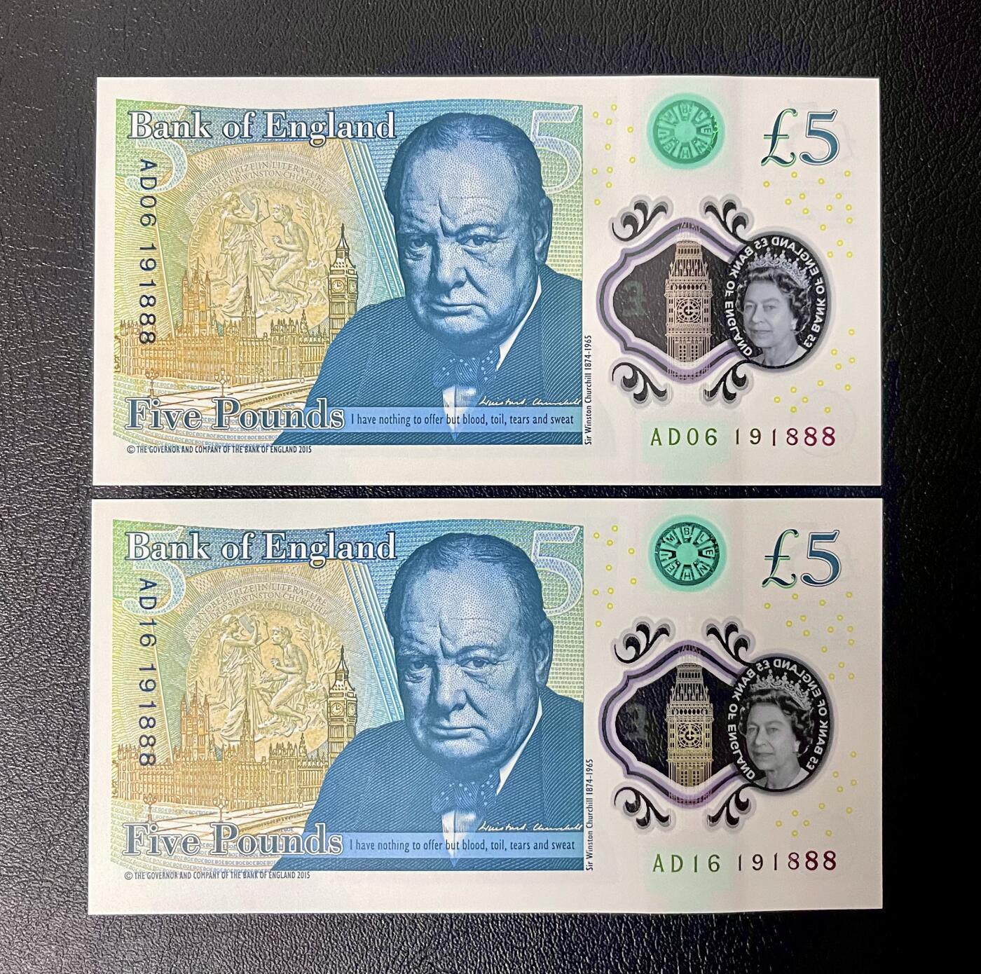 世界靓号纸钞第八十二期 英国英格兰银行5镑2张双胞胎同号钞 倒置豹子号888 品相如图