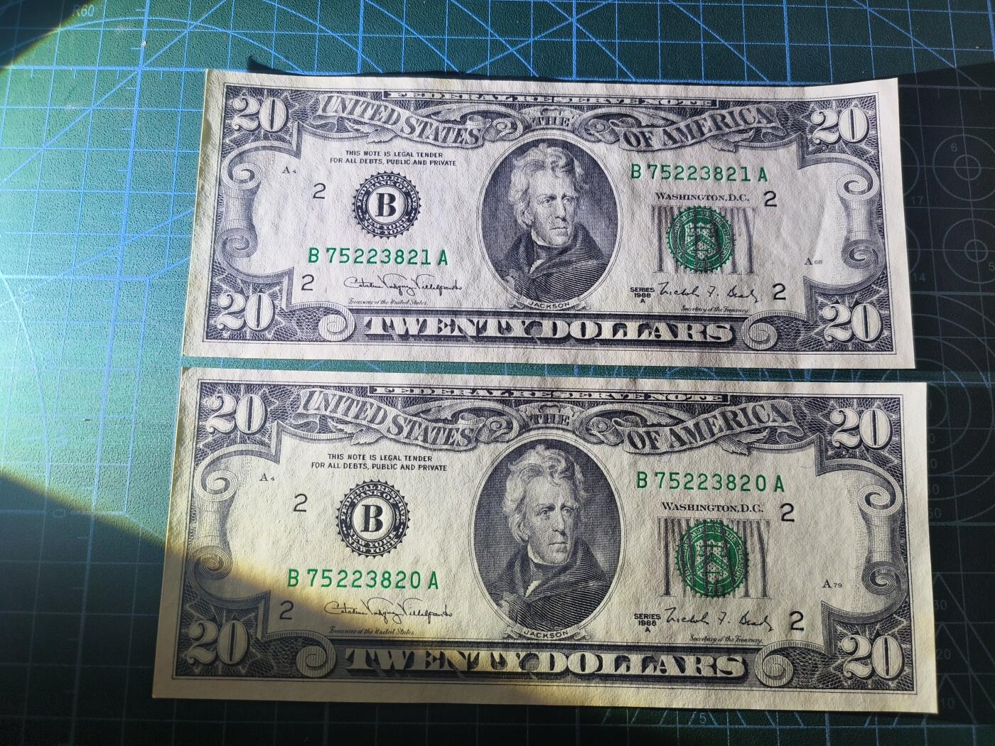 世界靓号纸钞第八十二期 1988年美国20美元 小头美元 两连号 品相如图