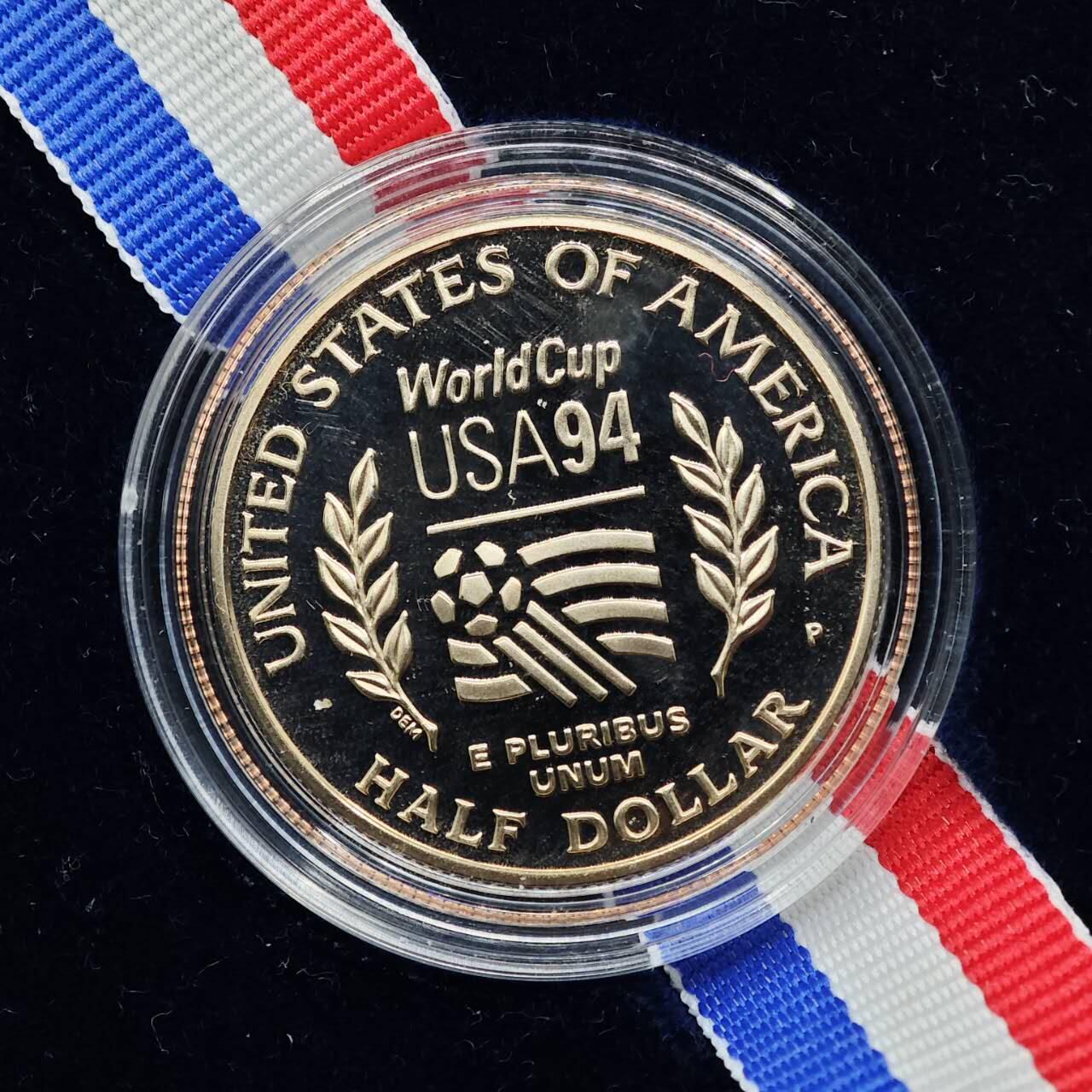 【淘币小摊】实时拍第八百七十七拍   散币场    每周一统一发货 美国1994面世界杯半美元精制纪念币