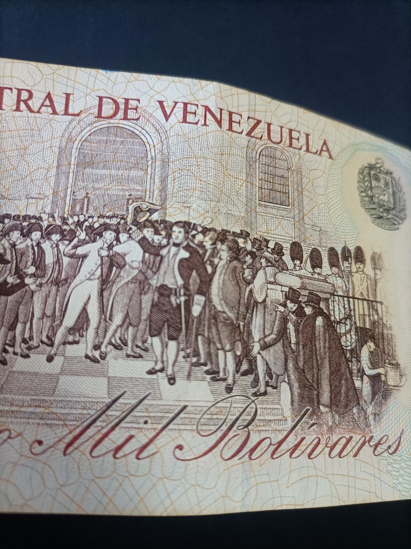 【游宝拍卖】丙午马年第8期 委内瑞拉-5000玻利瓦尔【1998年 近新品相AU- 中折】