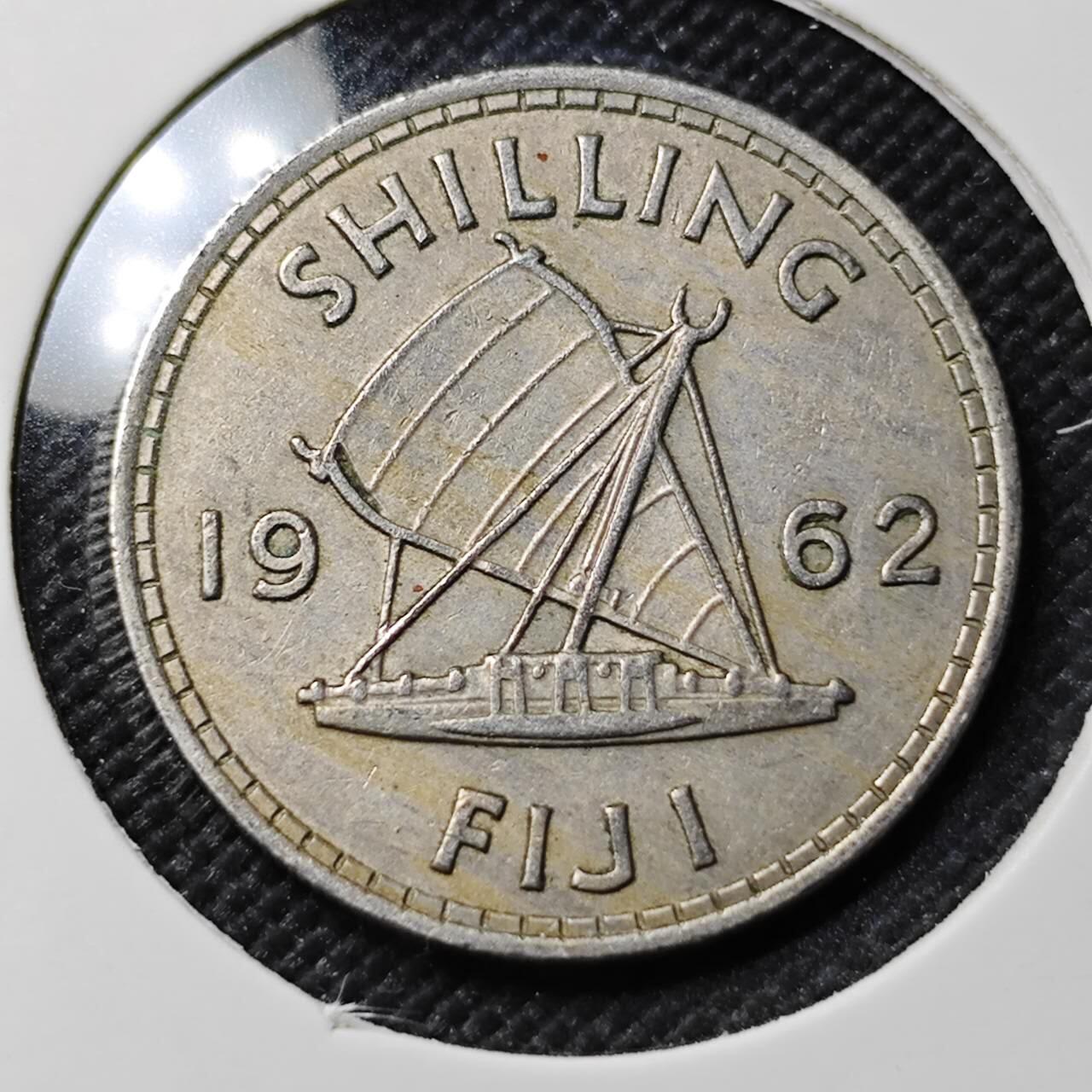KK钱币收藏小铺   第403期 2月预留时间 周末发货  1962斐济1先令