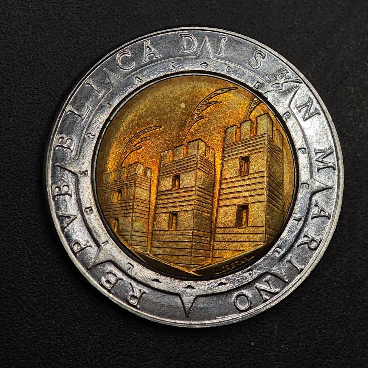 【淘币小摊】实时拍第八百七十七拍   散币场    每周一统一发货 圣马力诺1992年发现美洲500里拉纪念币