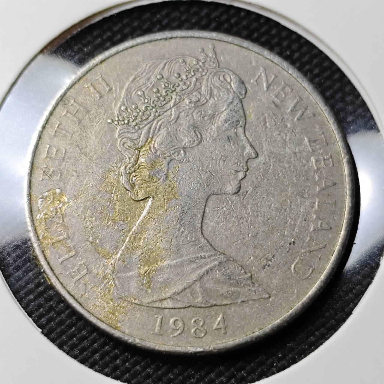 KK钱币收藏小铺   第402期 2月预留时间 周末发货  1984新西兰20分 加拿大代铸 浅雕版