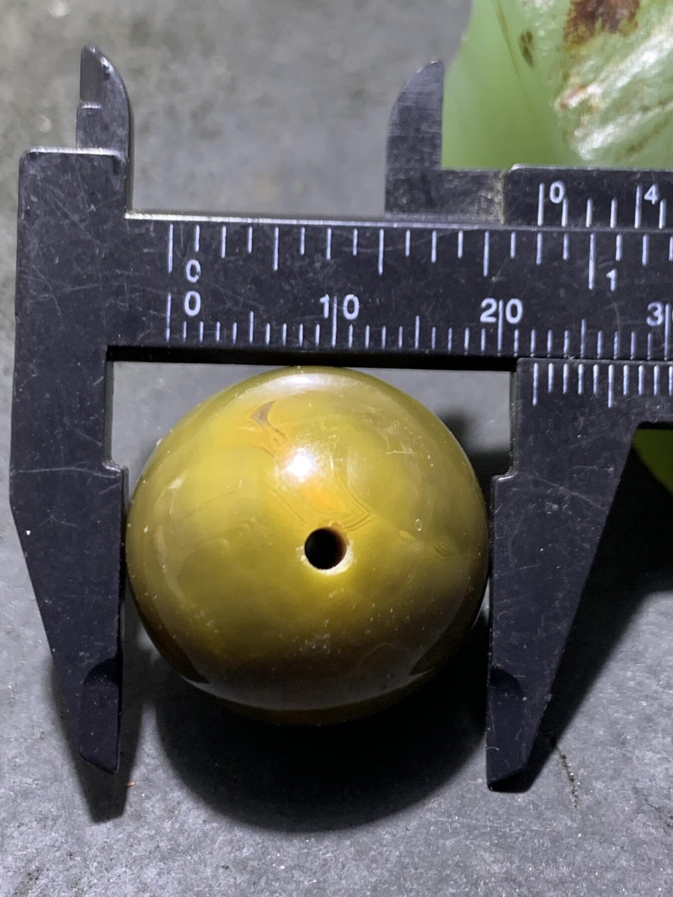 仅此一个，精美高玉化拉丝料战国红玛瑙圆珠一颗