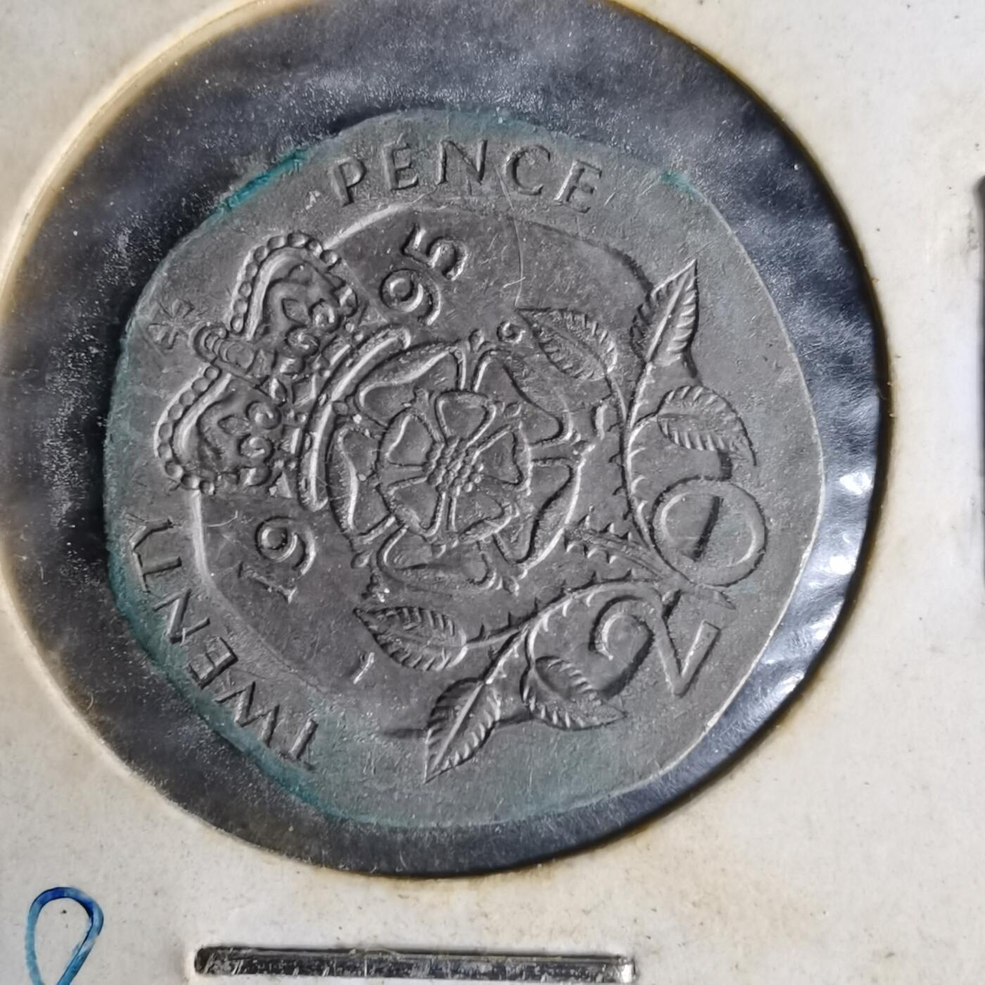 沼泽如烟--第1014场 英国1995年20便士