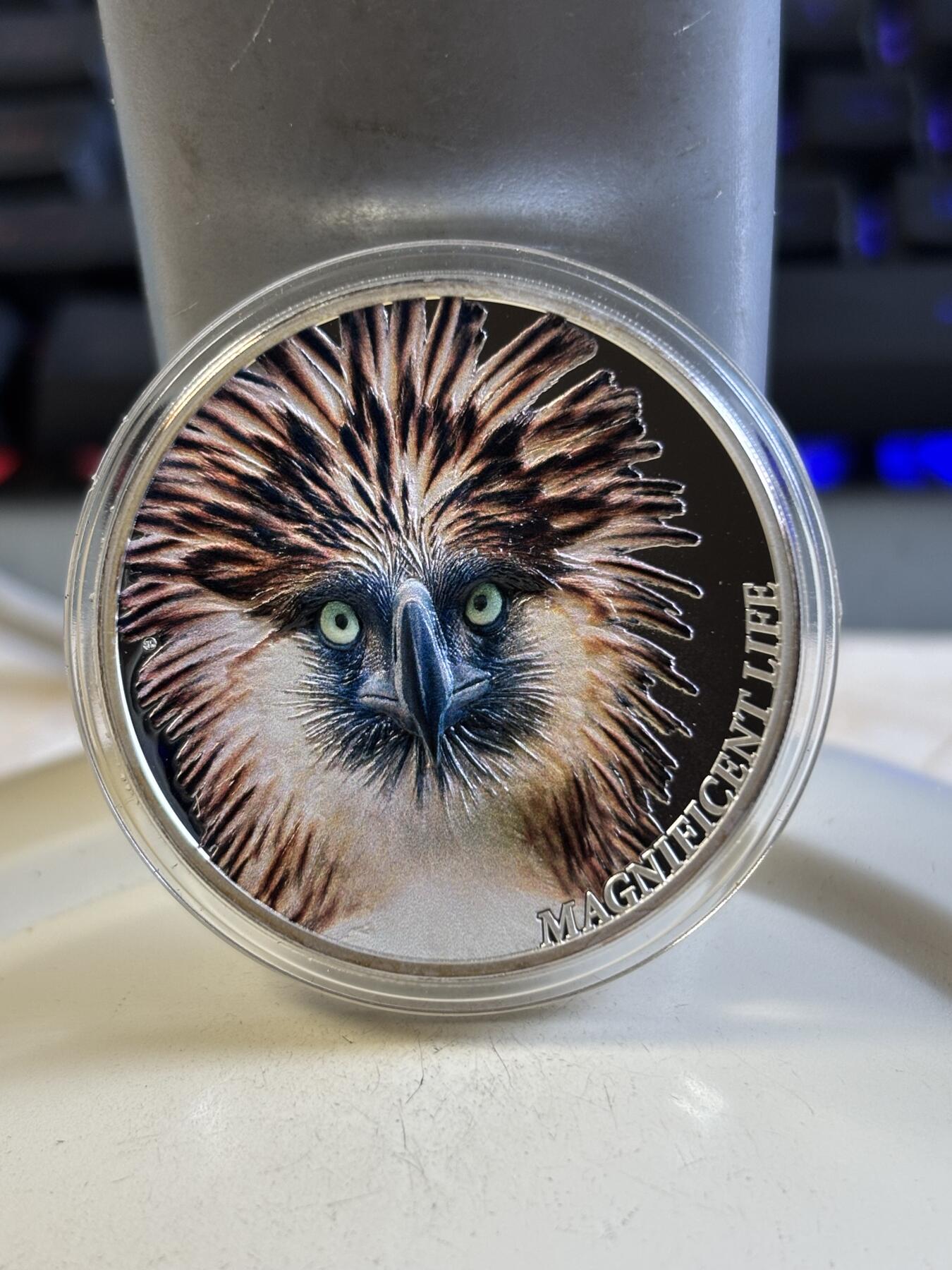 第193期拍卖 库克2019年壮丽生命曲系列5菲律宾鹰高浮雕彩色纪念银币，1盎司，发行999枚，999银