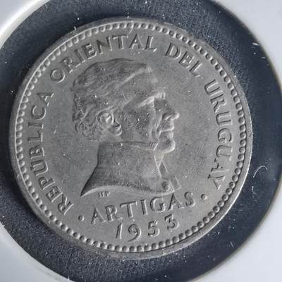 沼泽如烟--第1015场 - 乌拉圭1953年十分