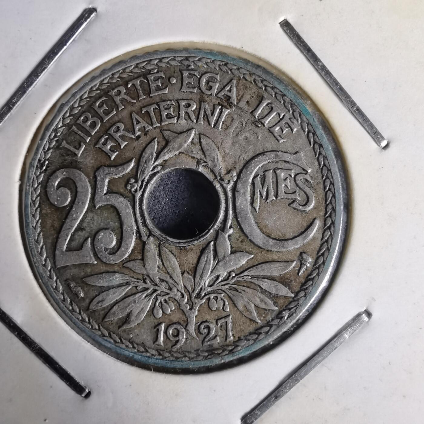 沼泽如烟--第1014场 法国1927年25分