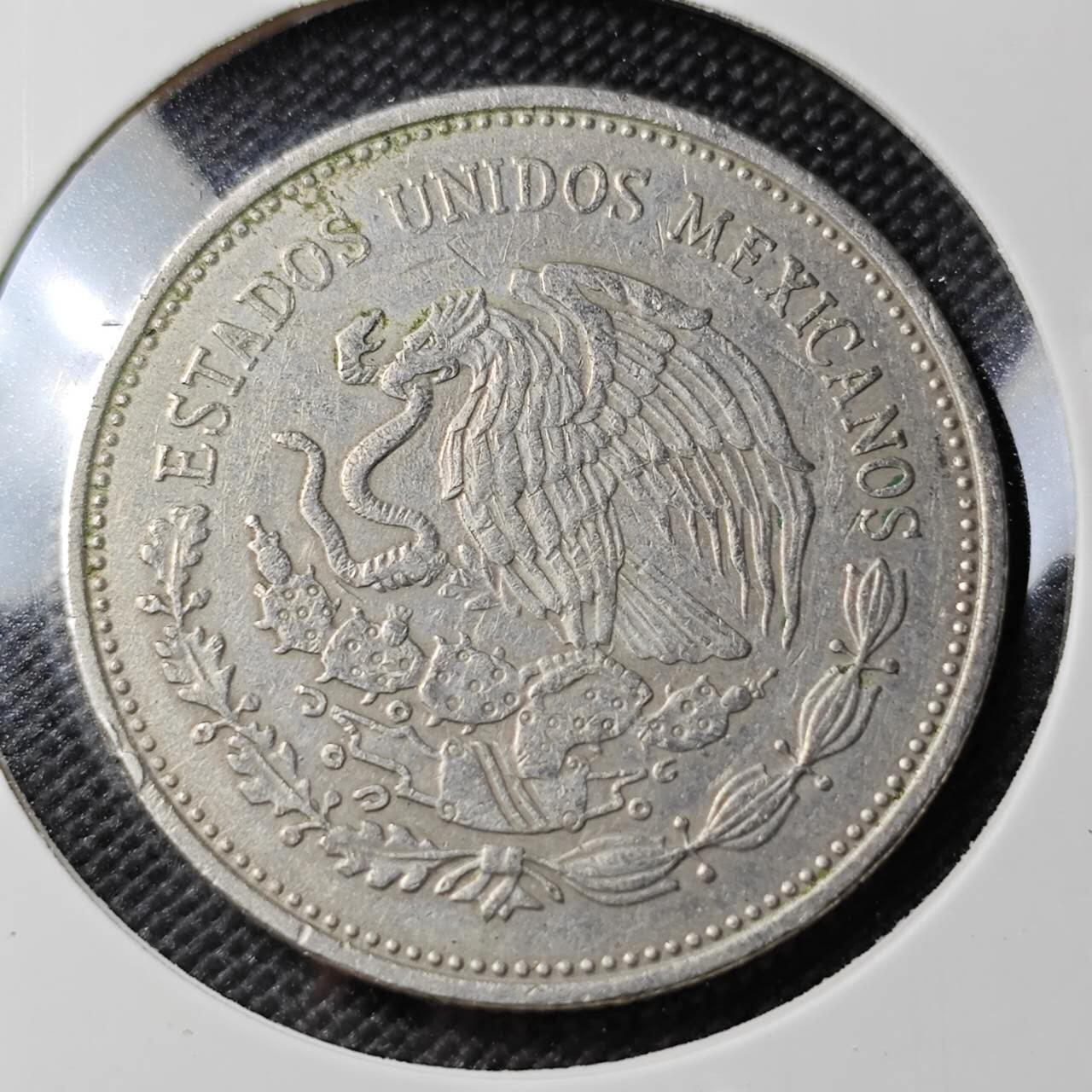 KK钱币收藏小铺   第403期 2月预留时间 周末发货  1988墨西哥5000比索纪念币 