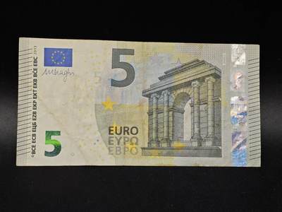 【淘币小摊】实时拍第八百七十七拍   散币场    每周一统一发货 - 5欧元纸币【有折】