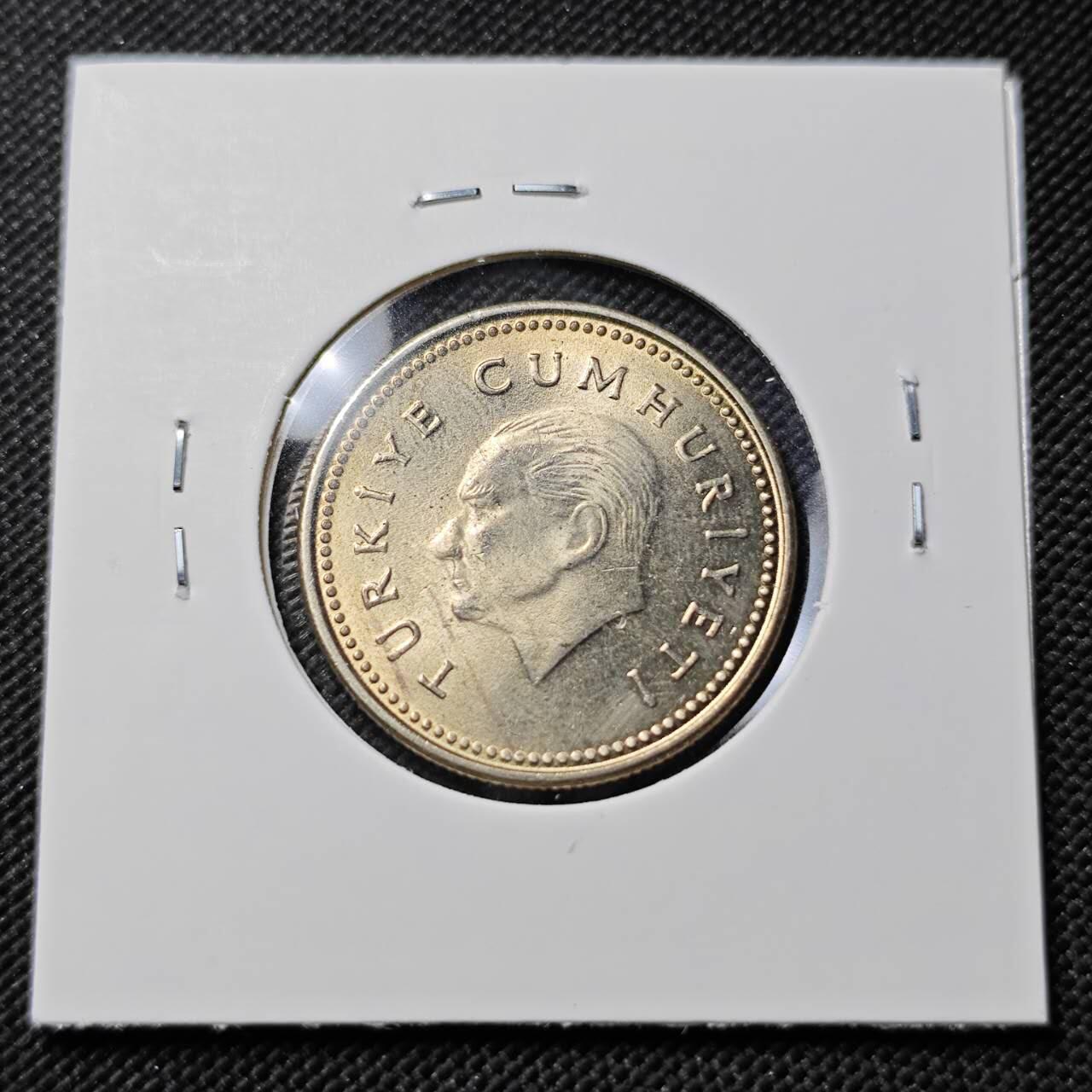 KK钱币收藏小铺   第403期 2月预留时间 周末发货  1993土耳其1000里拉 好品