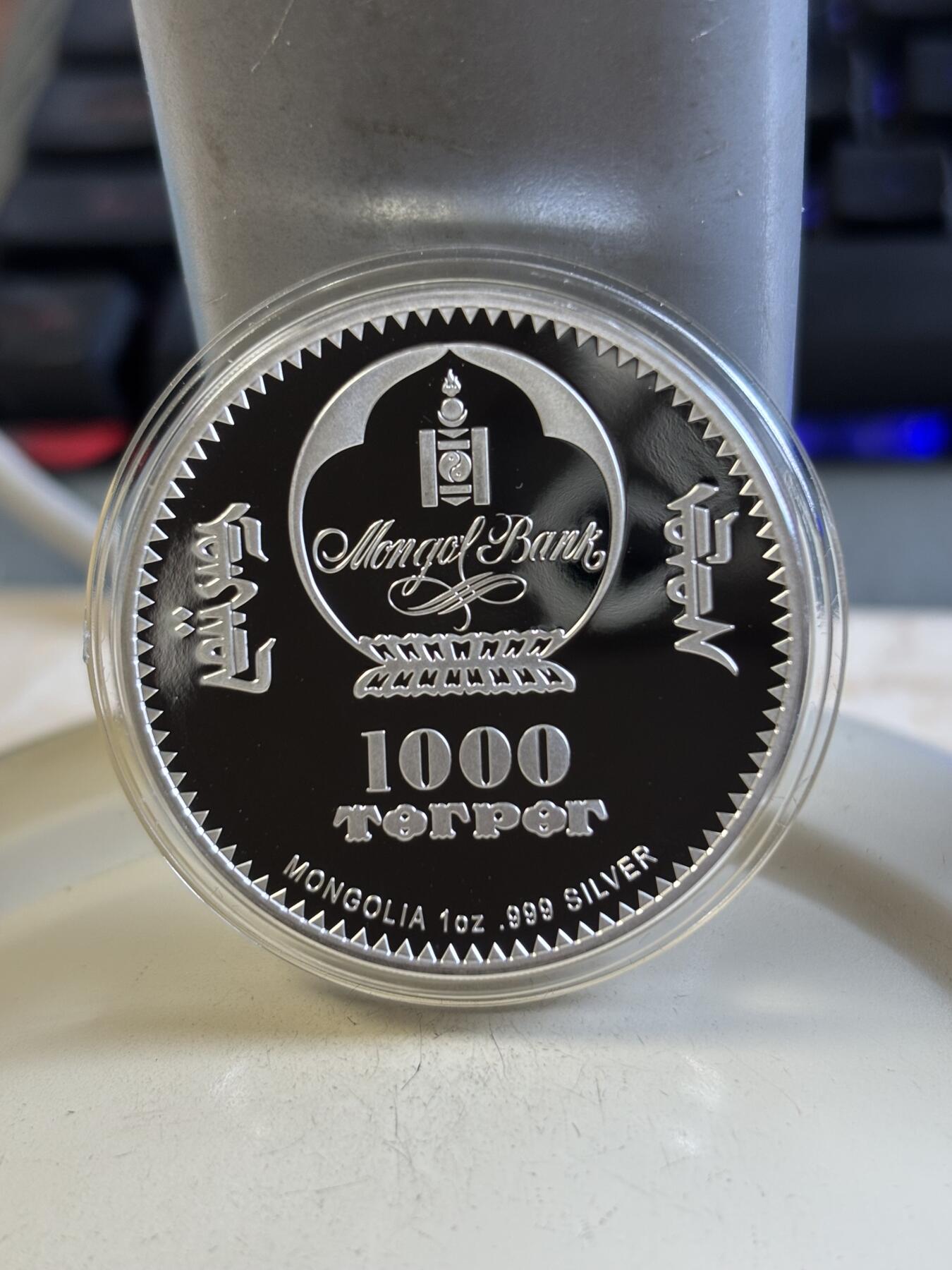 第193期拍卖 蒙古2022年伟人系列特蕾莎修女1盎司精制彩色银币,999银，发行量1000枚