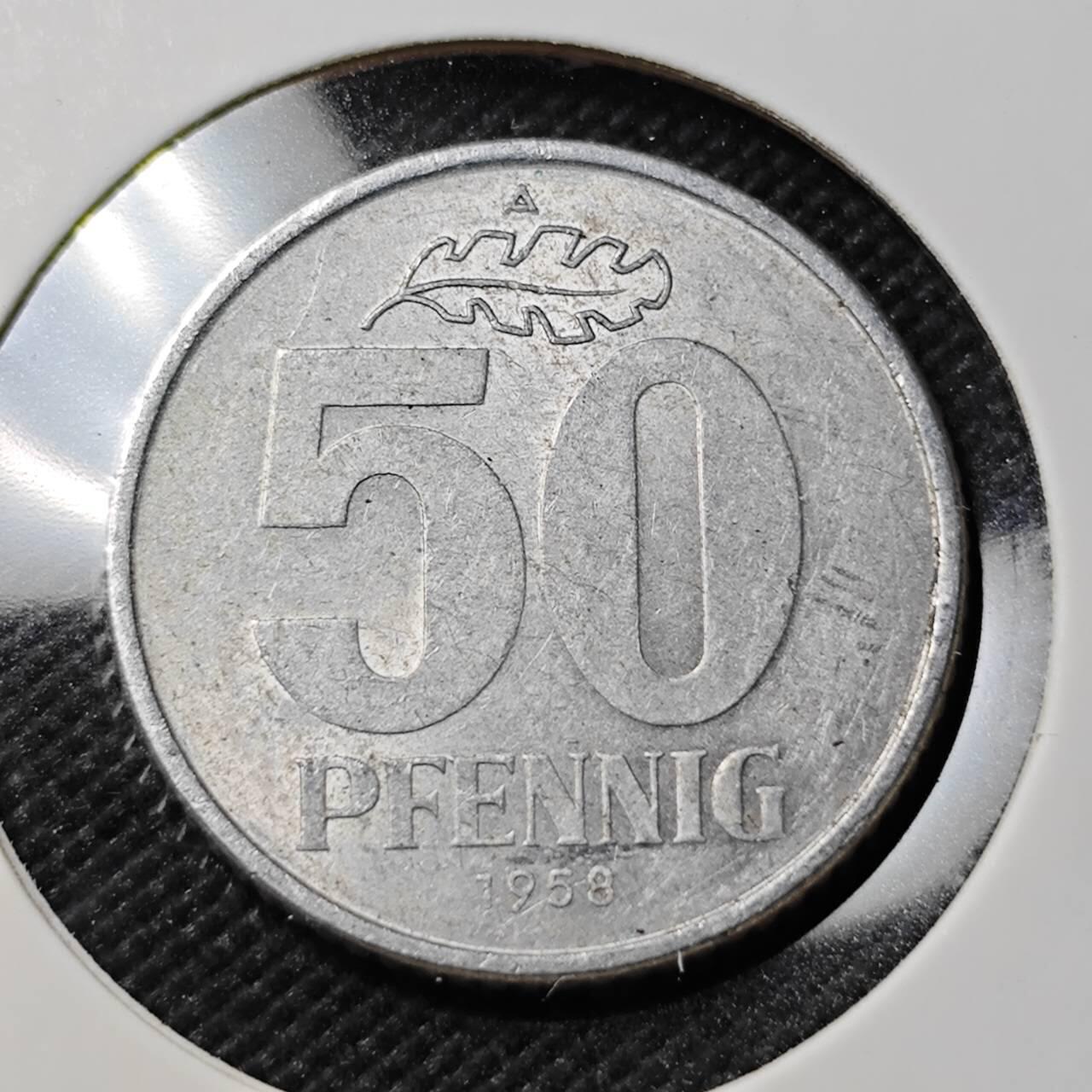 KK钱币收藏小铺   第403期 2月预留时间 周末发货  1958东德50芬尼
