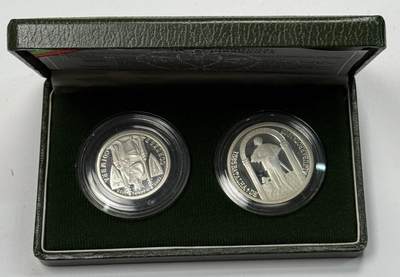 S&S Numismatic世界钱币-拍卖 第121期  - 葡萄牙1985年 阿尔茹巴罗塔战役(6世纪葡萄牙重要的对抗西班牙的战役）25和100埃斯库多精制纪念银币2枚全套 11+16.5克925银 发行量：5000 盒证全