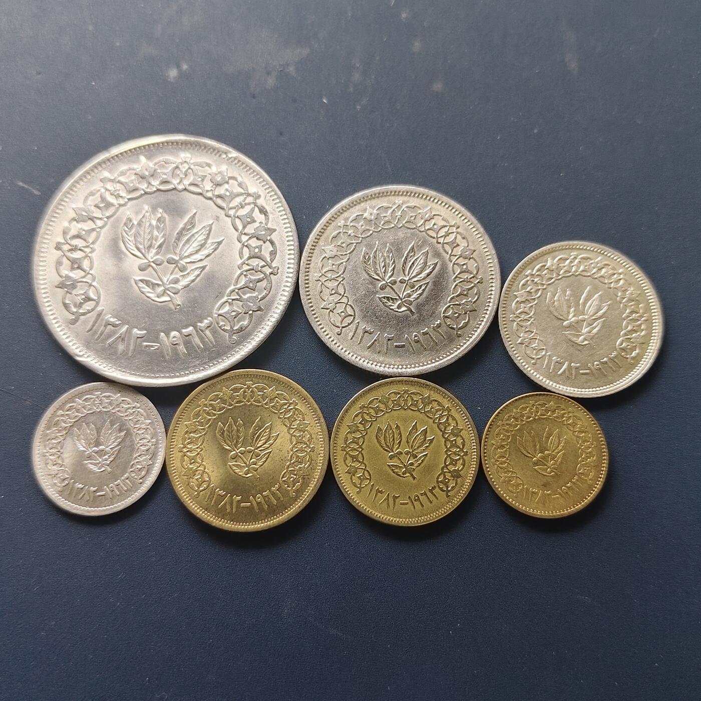 【全场包邮】纯粹捡漏拍511场 也门1963年4银3铜7枚UNC品相套币【2克+5克+10克+20克=共37克72%，含纯银26.64克】