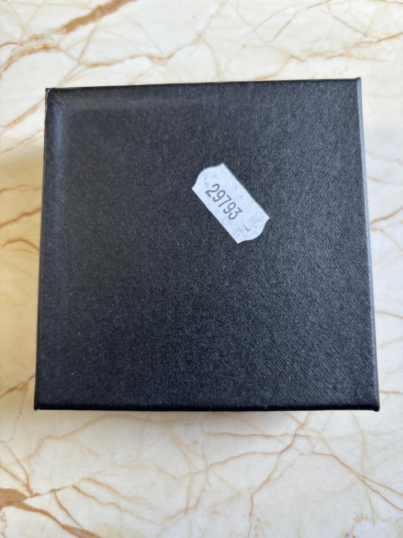 第193期拍卖 蒙古2022年伟人系列特蕾莎修女1盎司精制彩色银币,999银，发行量1000枚