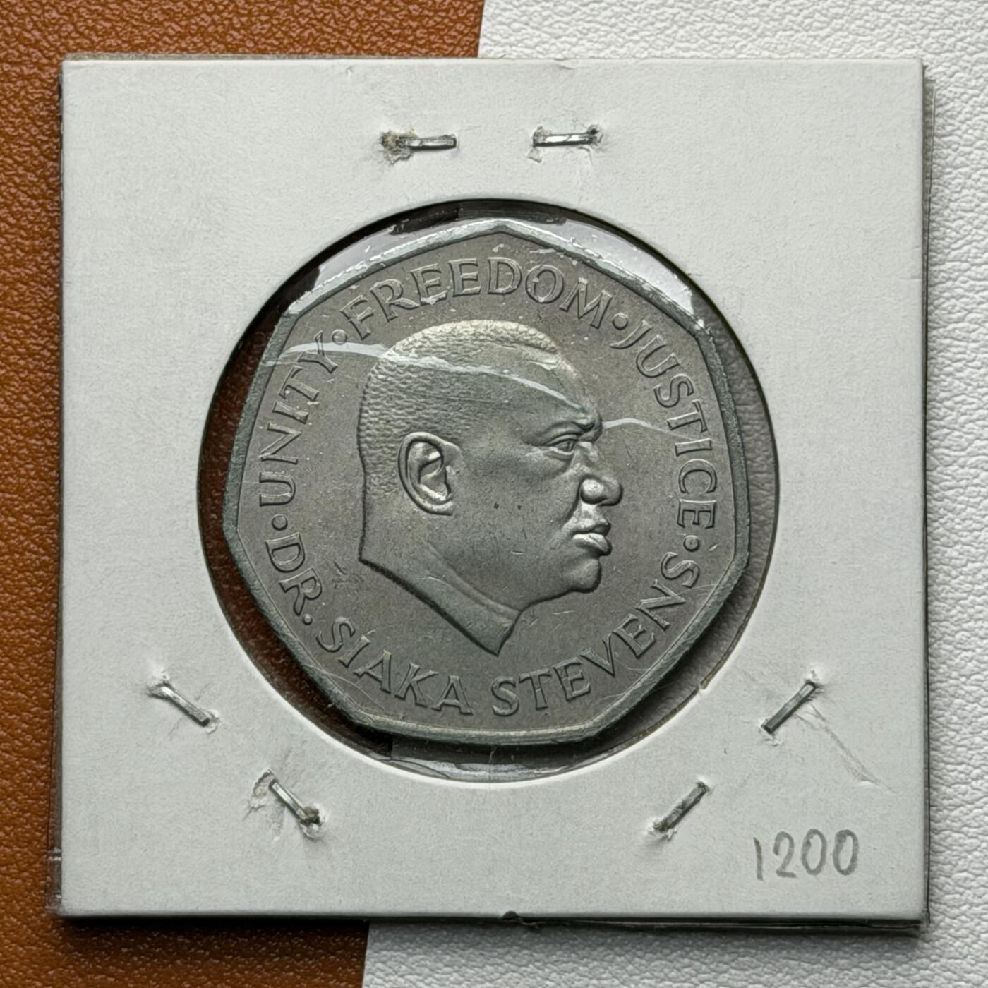 ＜星葵🌻钱币社＞硬币场·第71期·3月10日发货 〈发行量20000〉塞拉利昂1976年F.A.O 2利昂纪念币