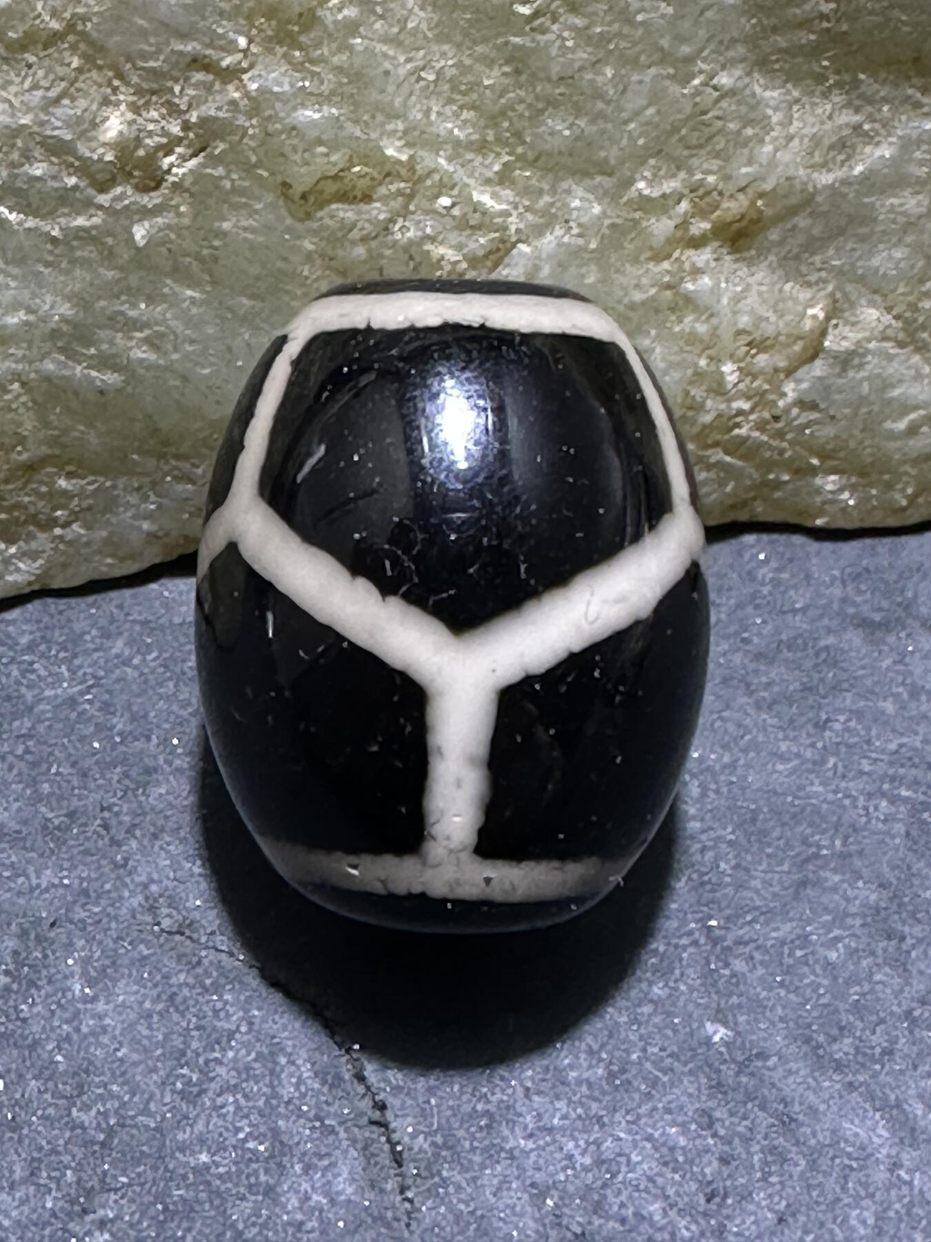 仅此一颗，精品藏传龟甲玛瑙天珠一颗