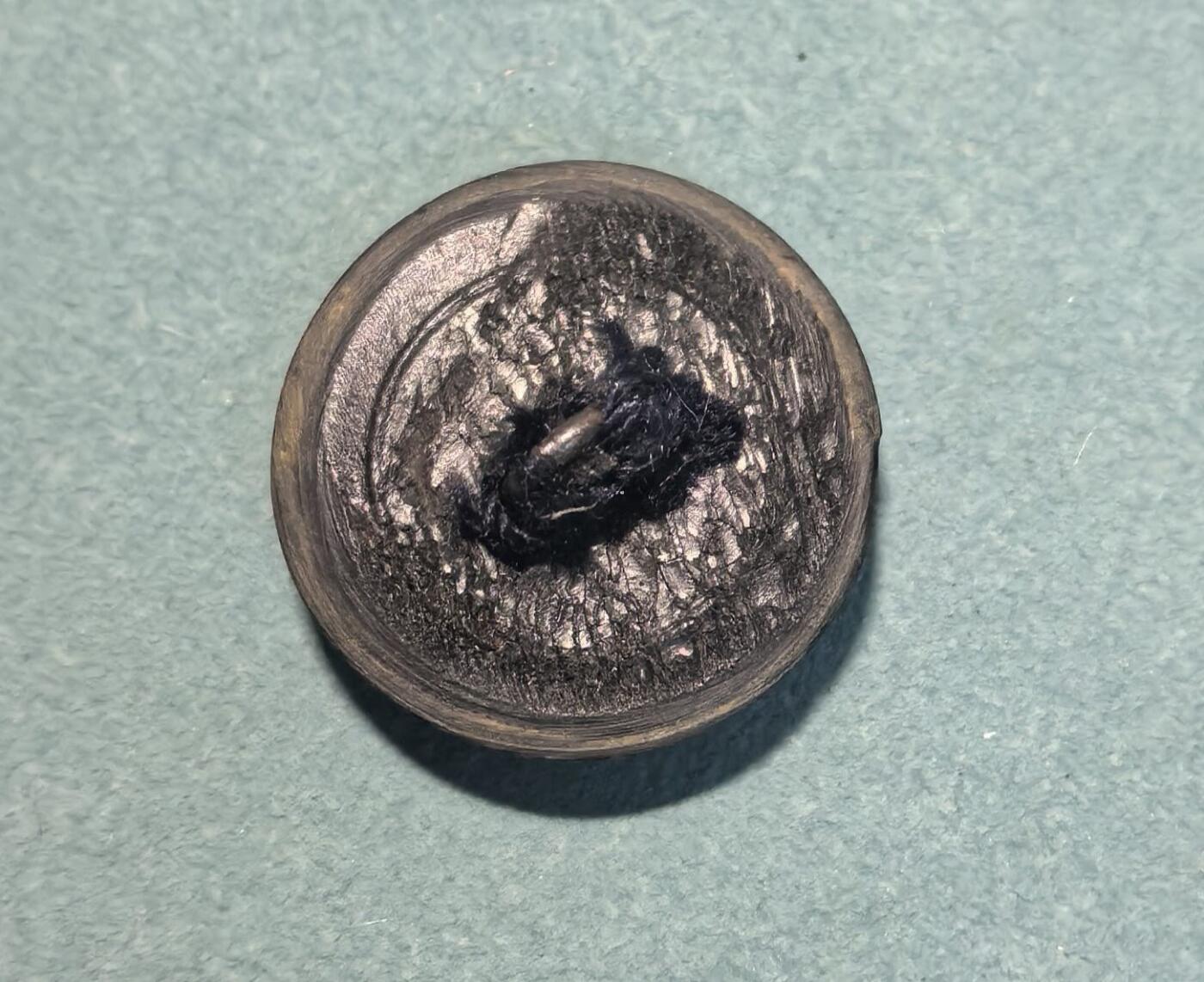 盛世勋华——号角文化勋章邮票专场拍卖第308期 英国红十字会制服纽扣