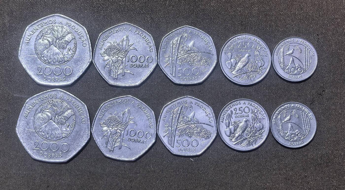 北京马甸外国币专卖第148期，非贵金属外国流通币，纪念币币，中国早期纪念币专场，陆续上拍，欢迎关注