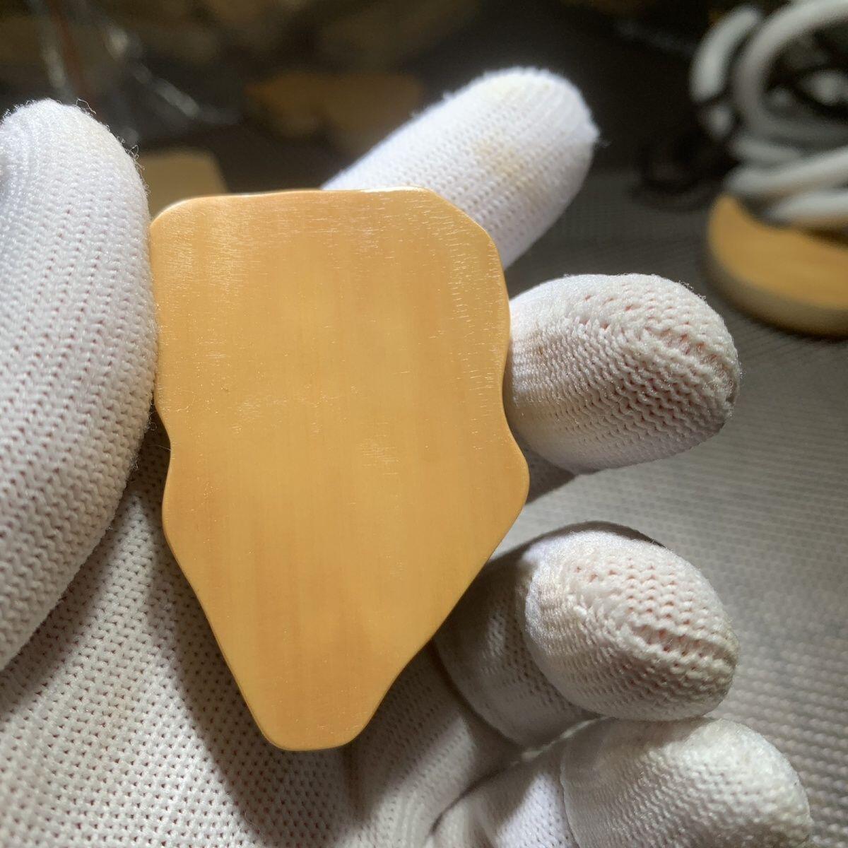 留青(法林窟)竹雕工艺平安挂件