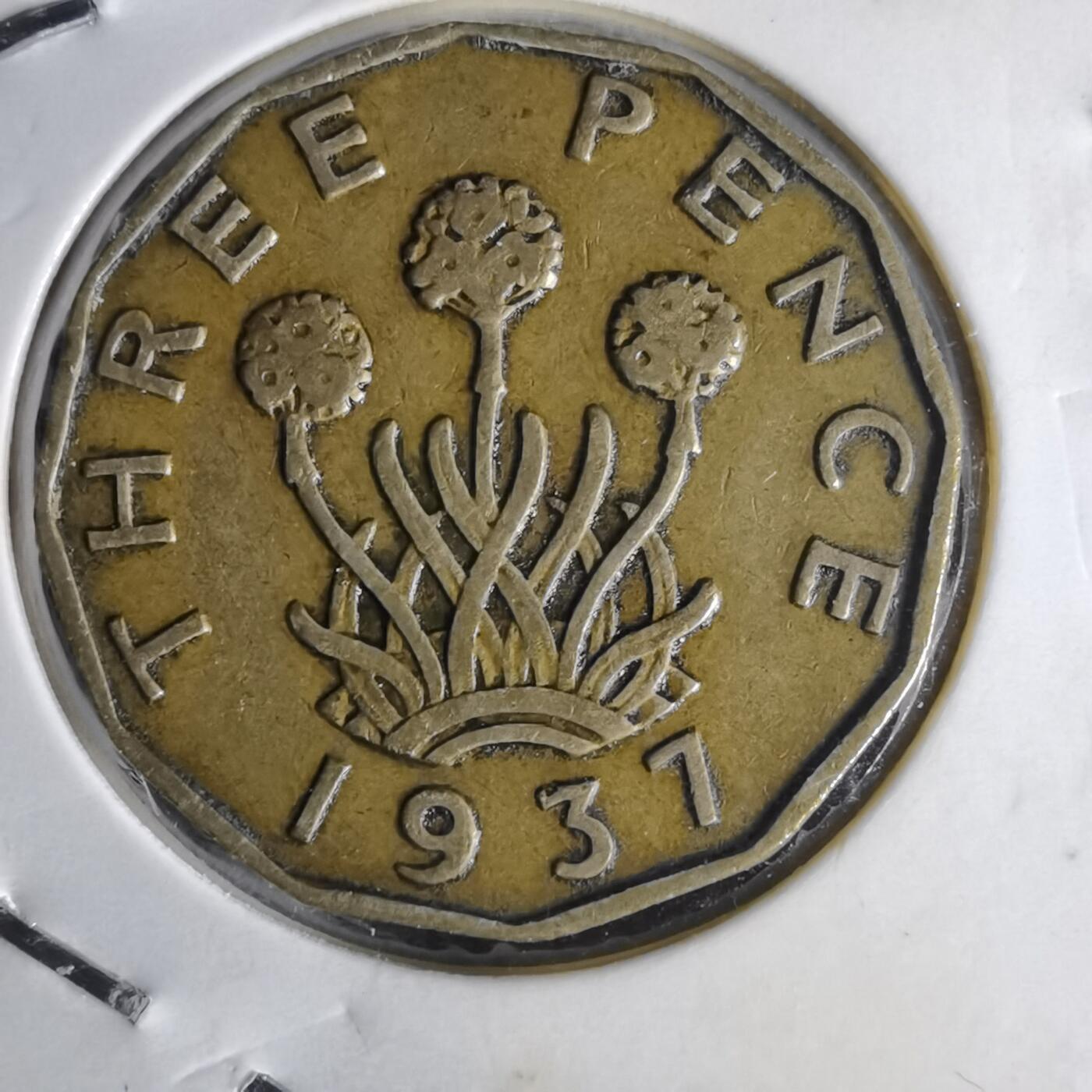 沼泽如烟--第1014场 英国1937年3便士