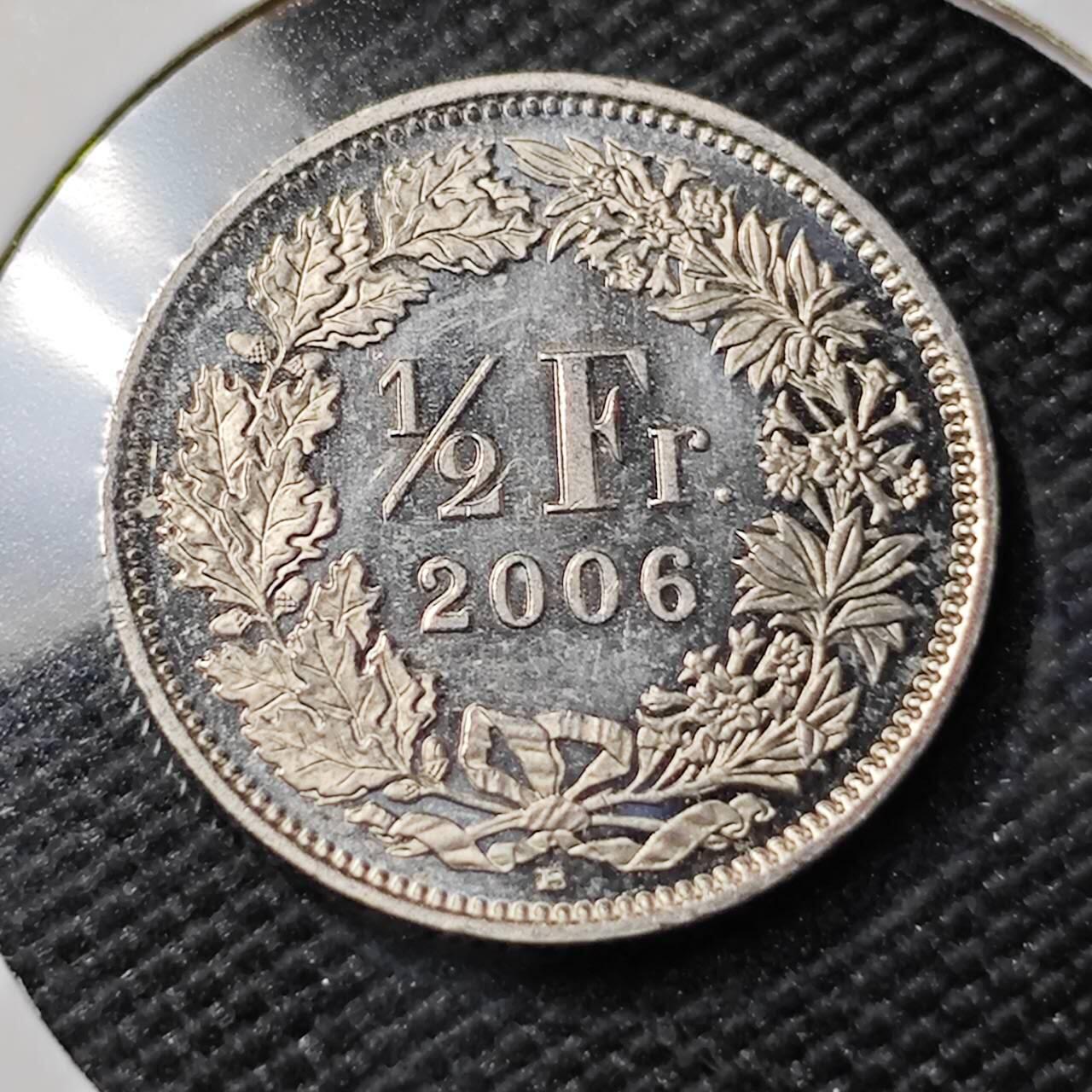 KK钱币收藏小铺   第402期 2月预留时间 周末发货  2006瑞士0.5法郎 好品