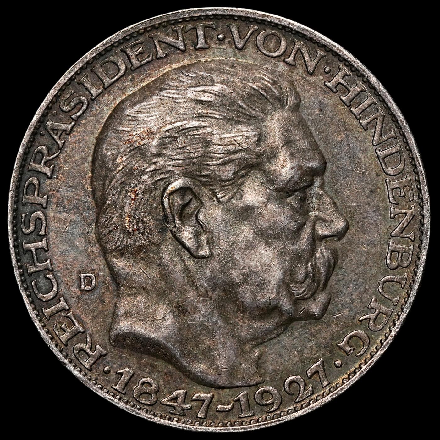 修遠堂世界钱币第106期，请看参拍说明 1927年德国-兴登堡80大寿纪念银币章 五马克型，24.92g，含银90%,通体黑五彩